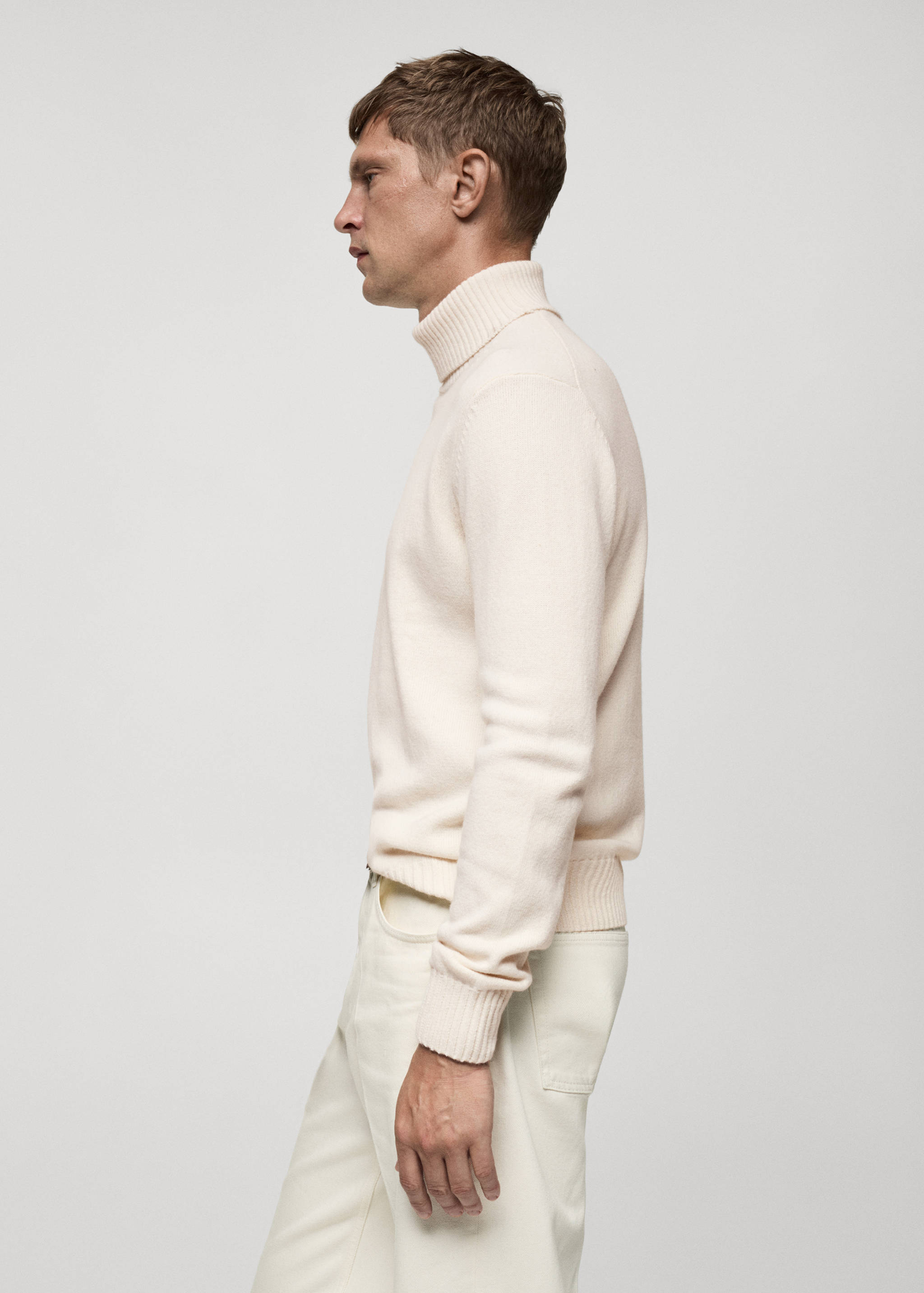 针织羊毛高领毛衣 - null