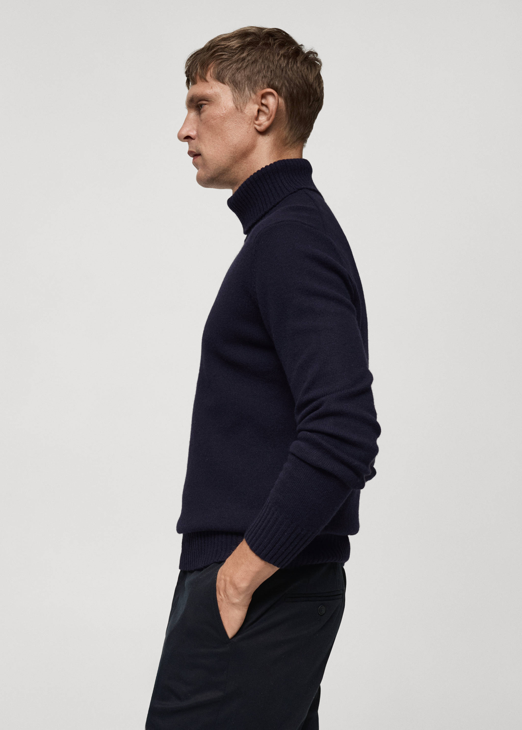 针织羊毛高领毛衣 - null