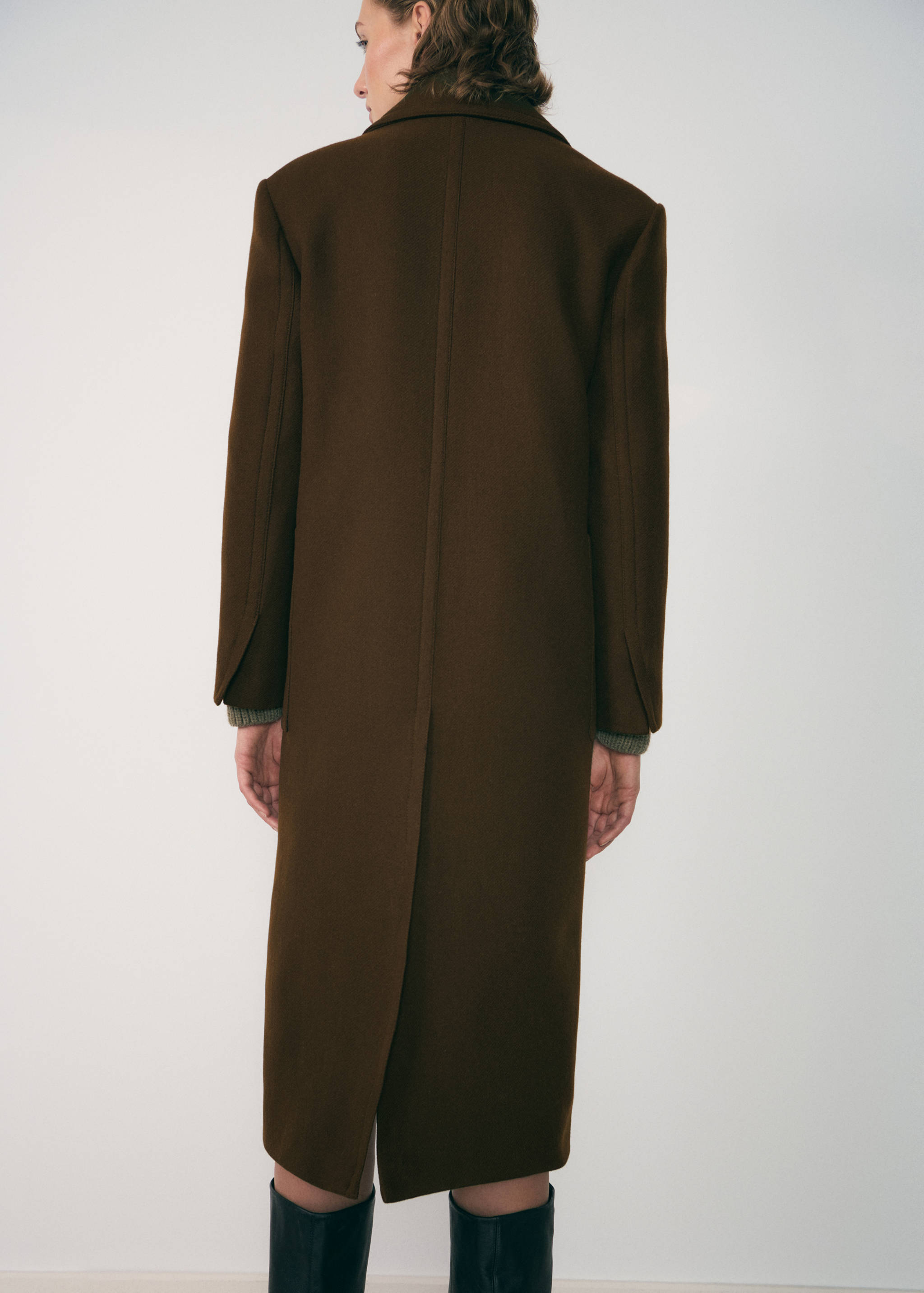 Abrigo lana virgen bolsillos - Reverso del artículo