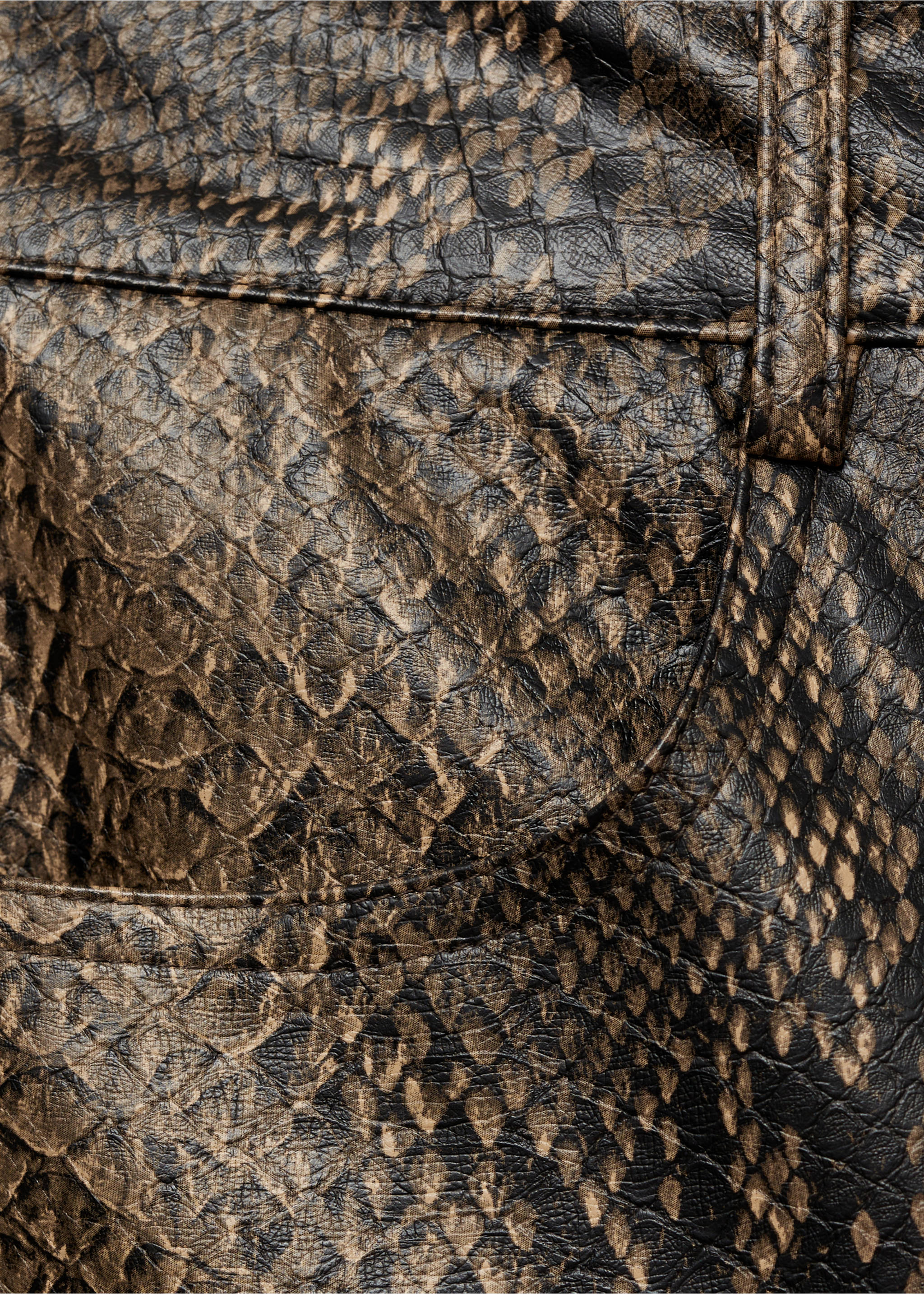 Animal-print faux-leather trousers - Details of the article 8, Beige. Ref: 77018268-00.