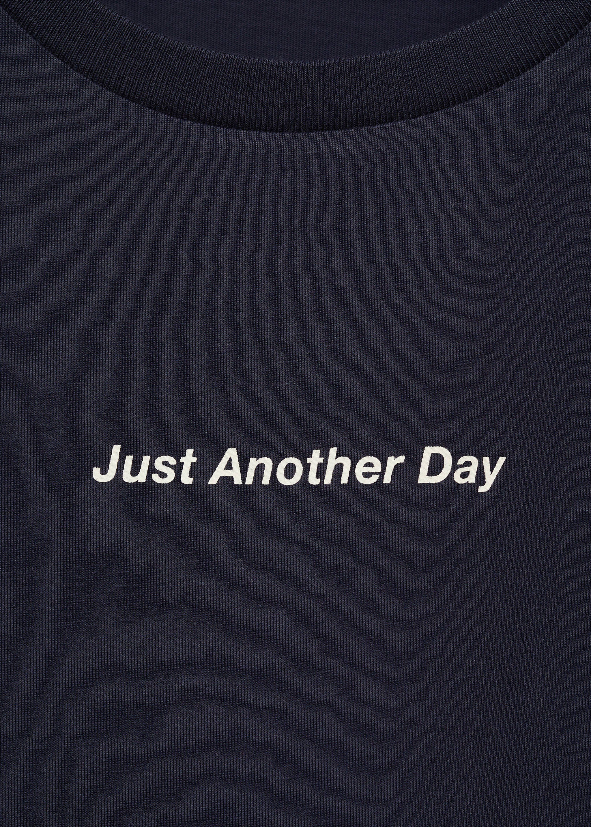 Oversized message t-shirt - Details of the article 8