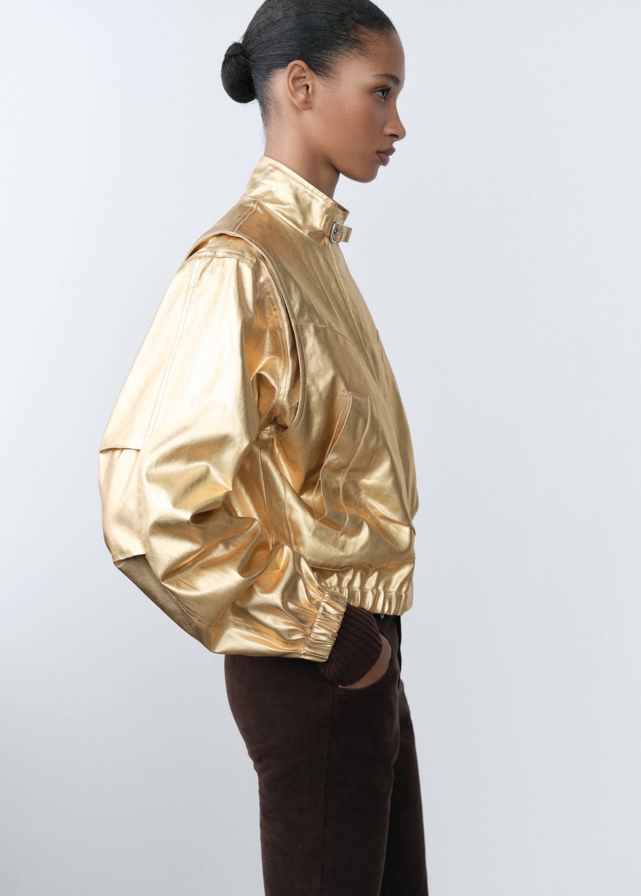 Veste bomber en jean métallisée - Détail de l'article 2