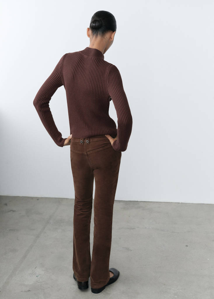 Flared corduroy trousers — Brown