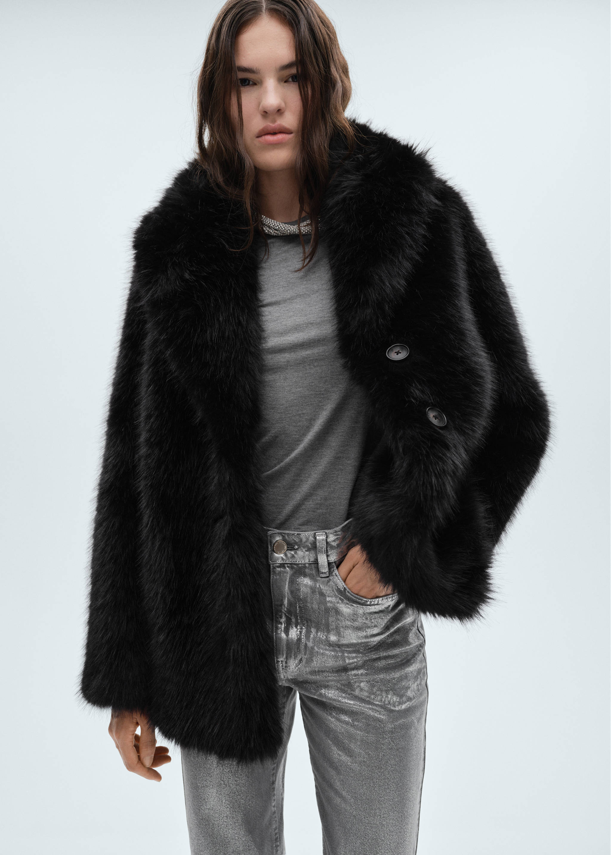 Faux-fur coat with lapels - Medium plane