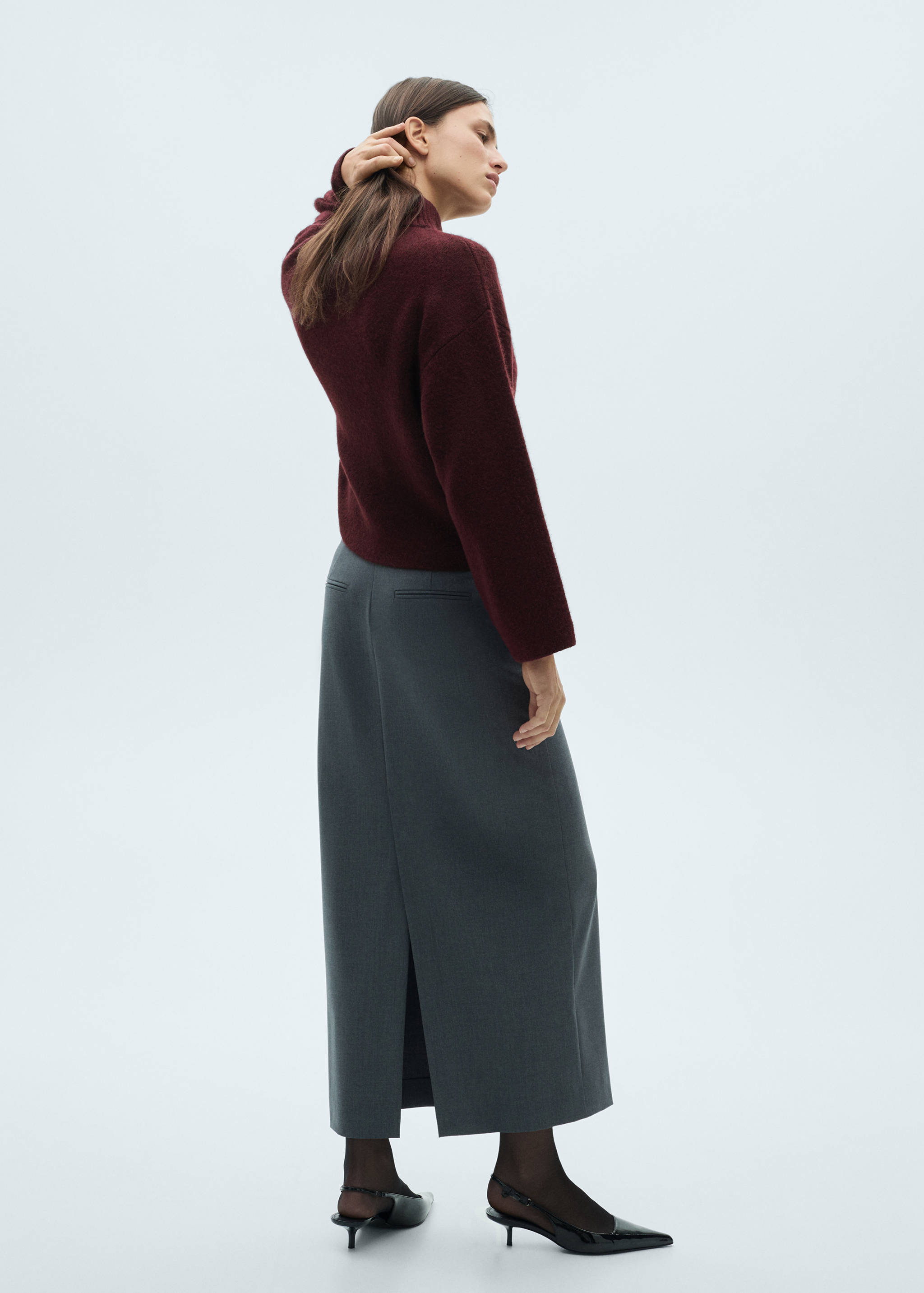 Turtleneck knitted sweater - Reverse of the article