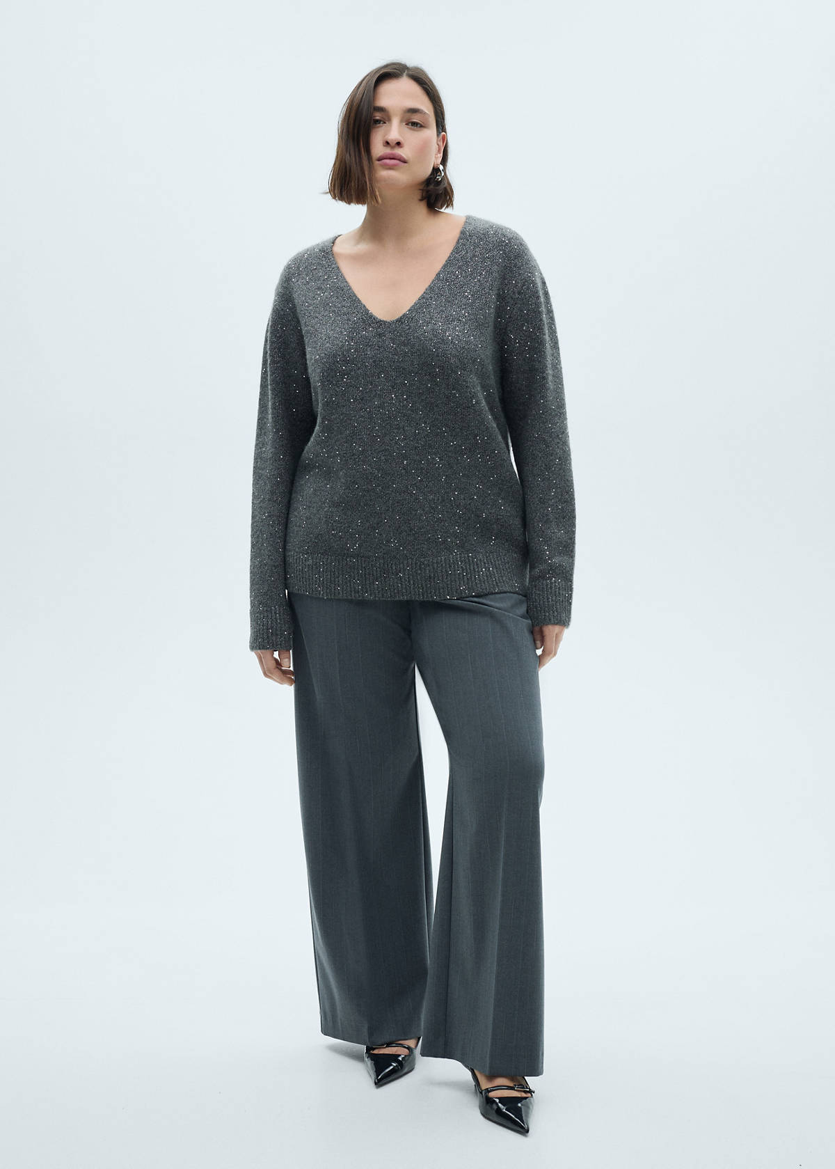 V-neck sequin sweater — Charcoal