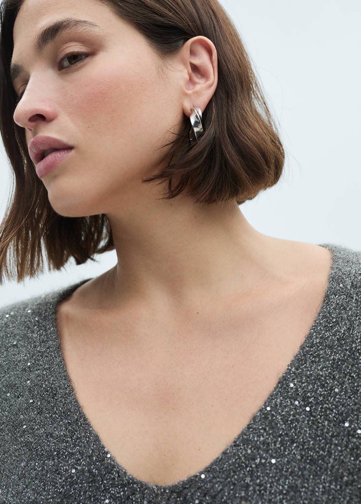 V-neck sequin sweater — Charcoal