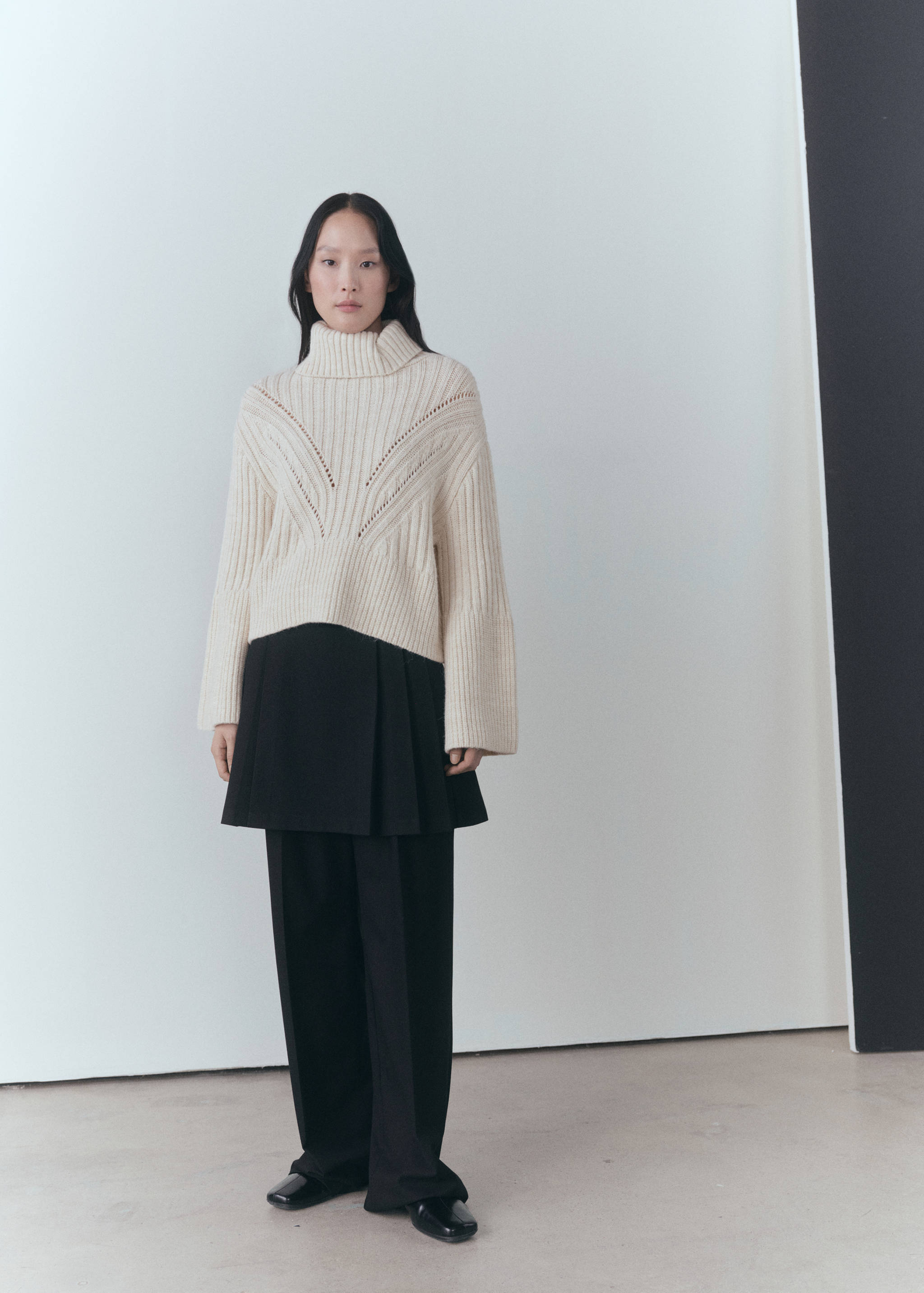 无车缝细节高领毛衣 - null