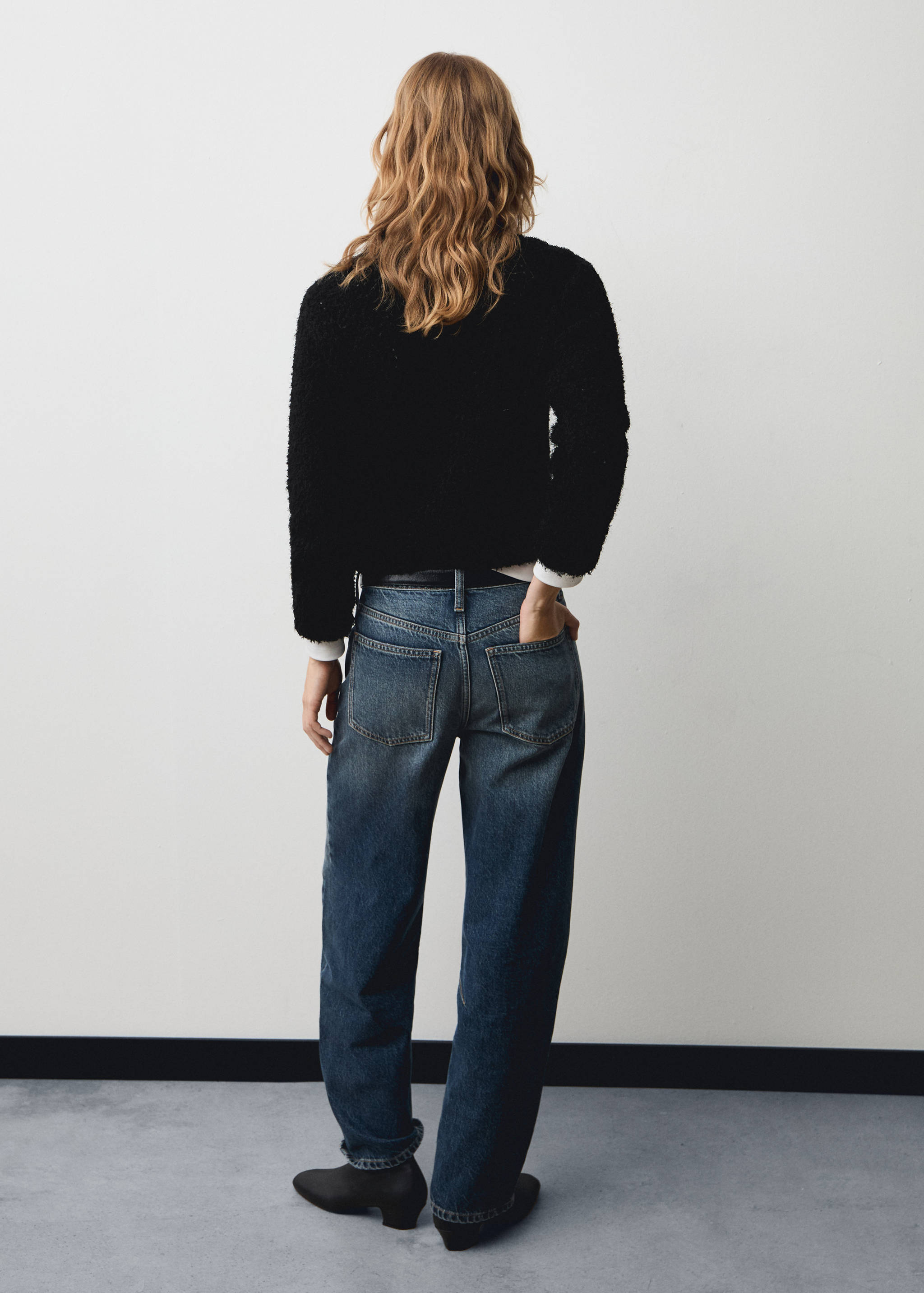 Faux-fur knitted sweater - Reverse of the article