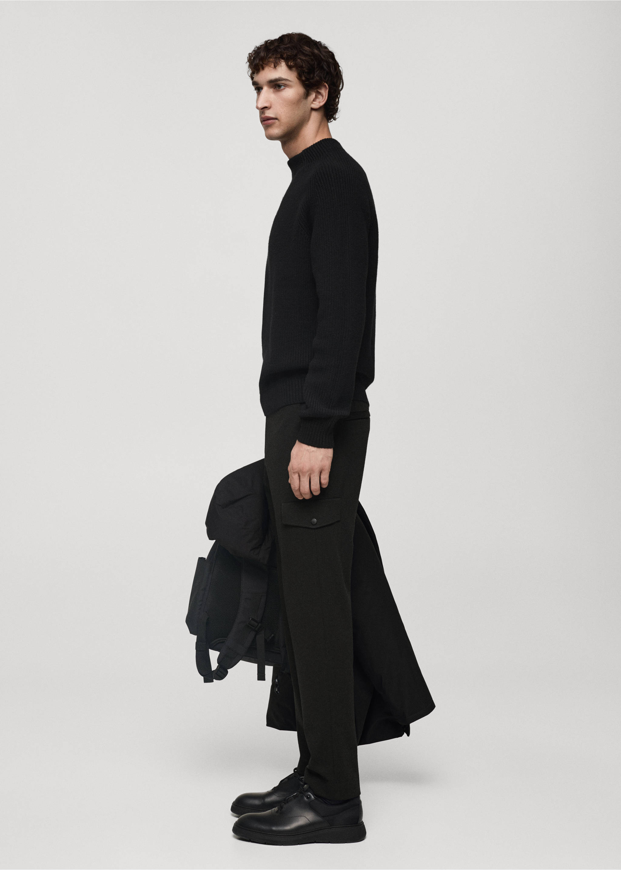 Thermoregulating comfort stretch cargo trousers - Détail de l'article 2, Gris. Ref: 77019231-00.