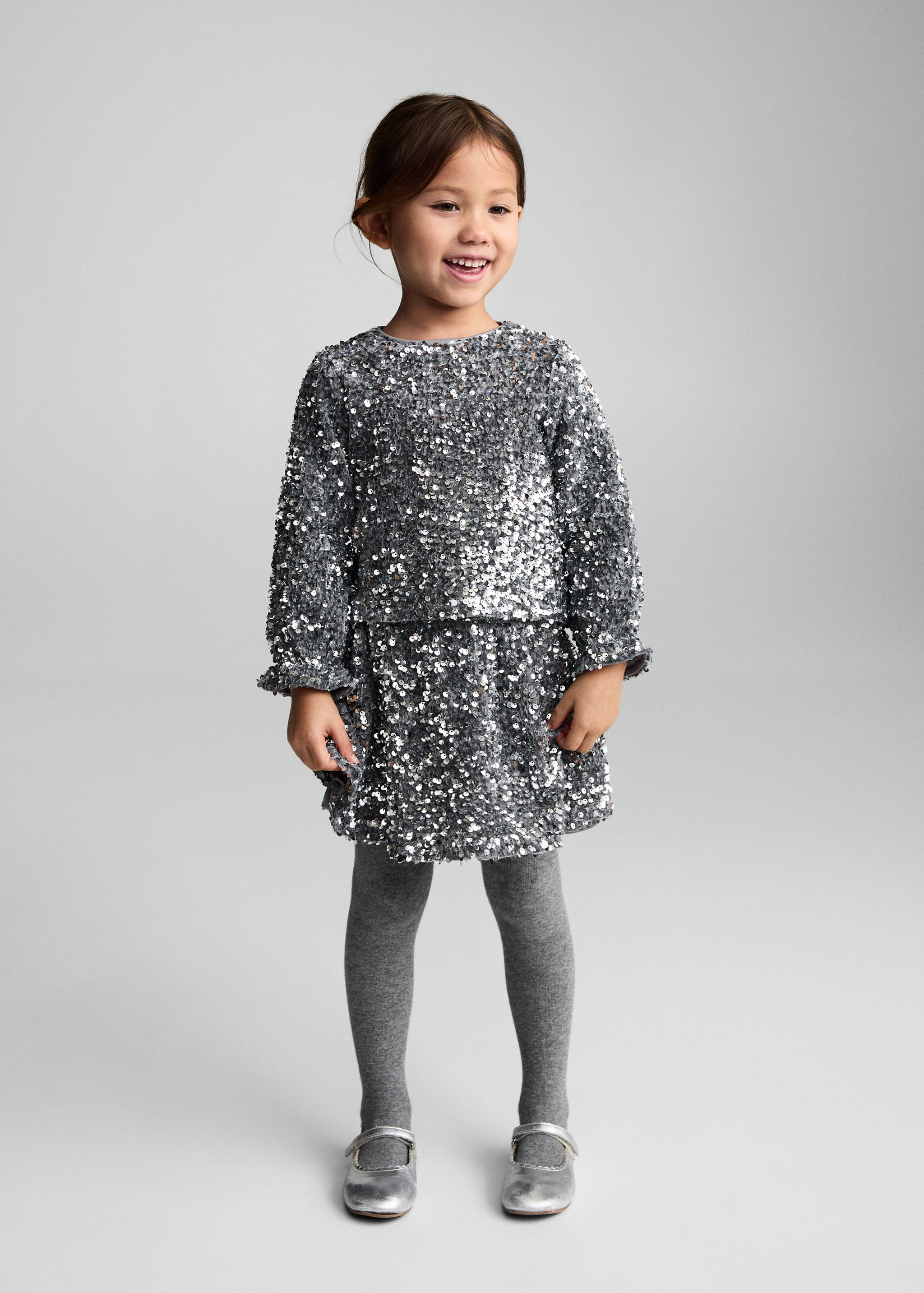 Футболка с пайетками - Общий план