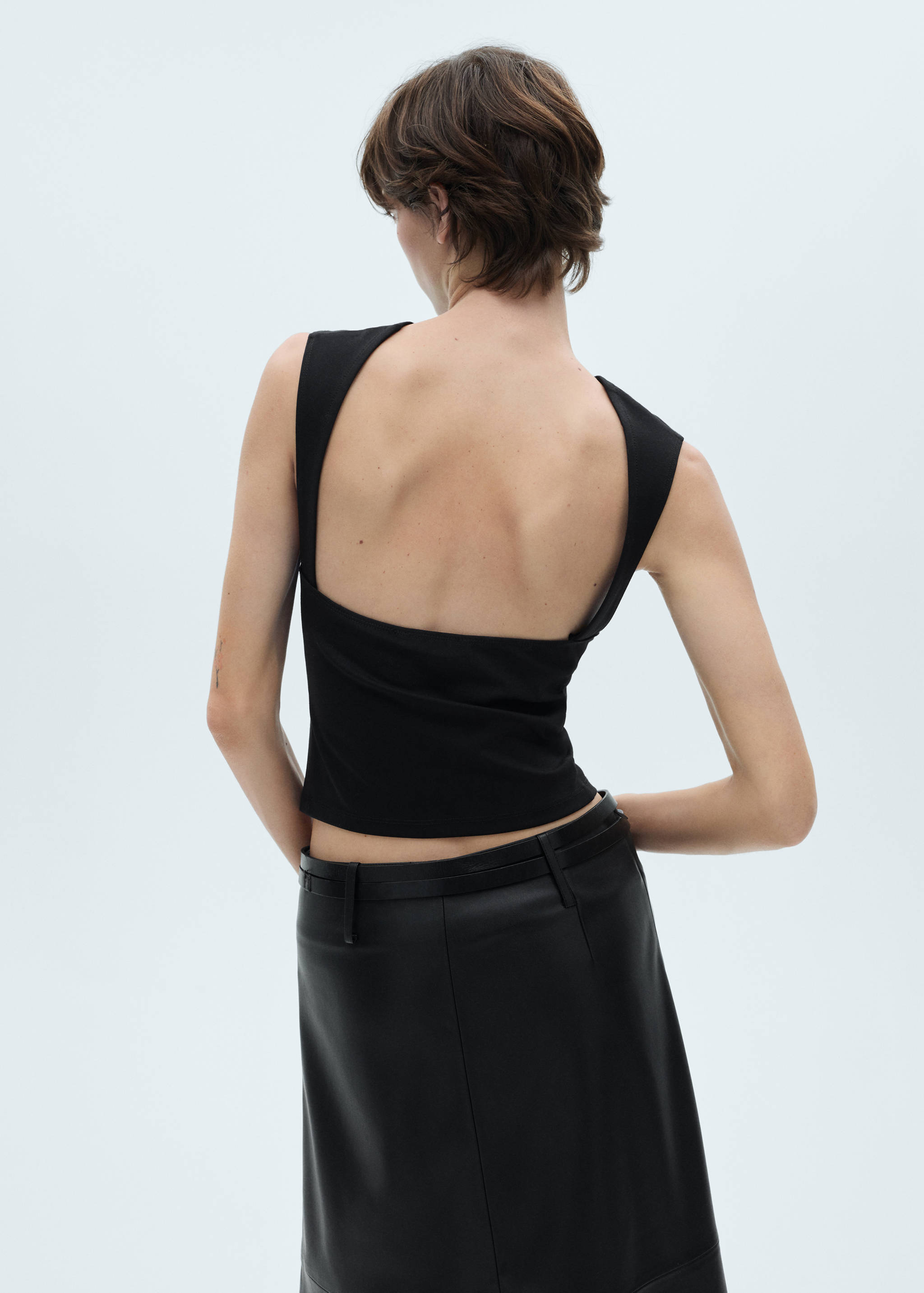 Top dos nu - Verso de l’article