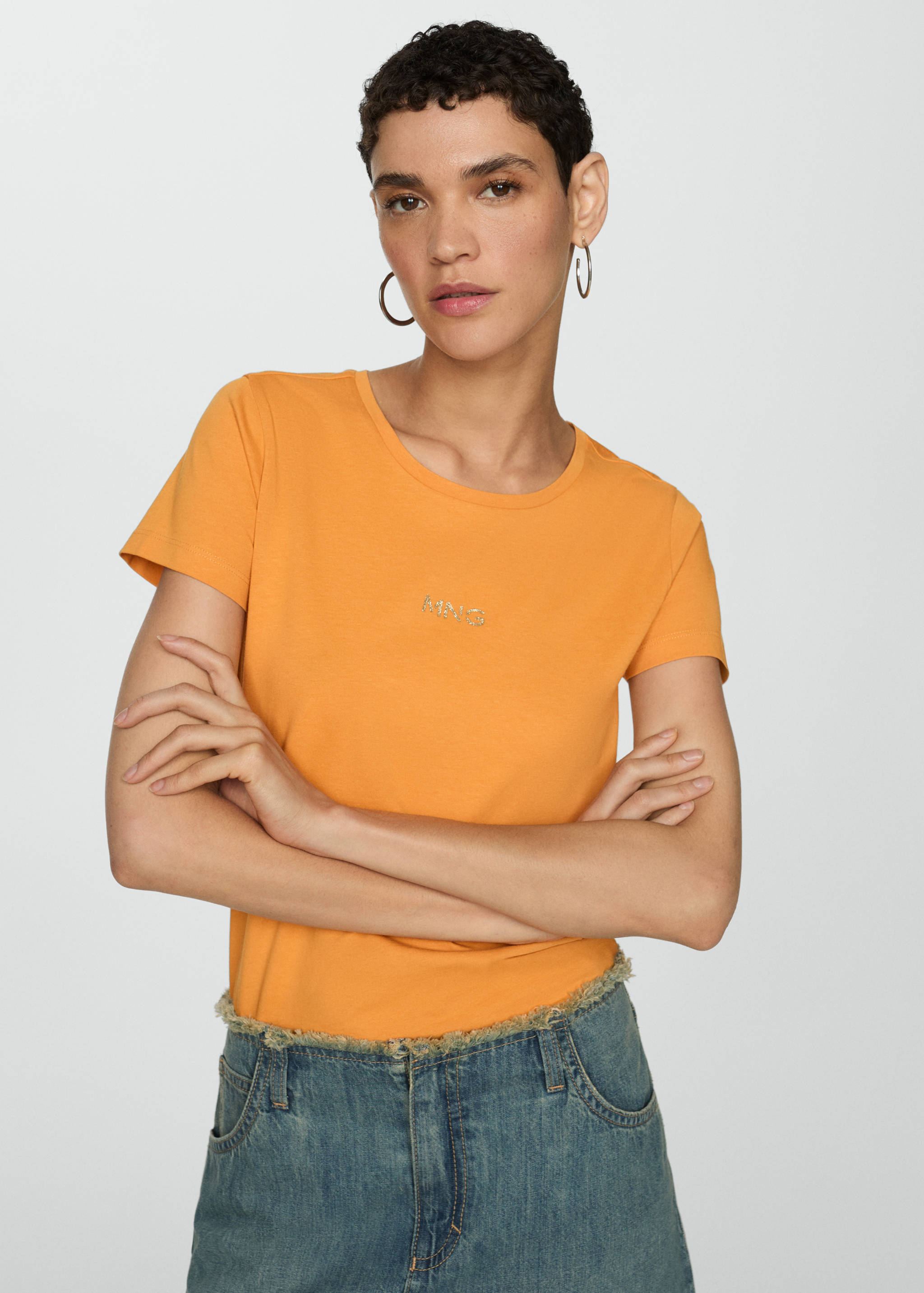 T-Shirt mit Metallic-Logo - Mittlere Ansicht