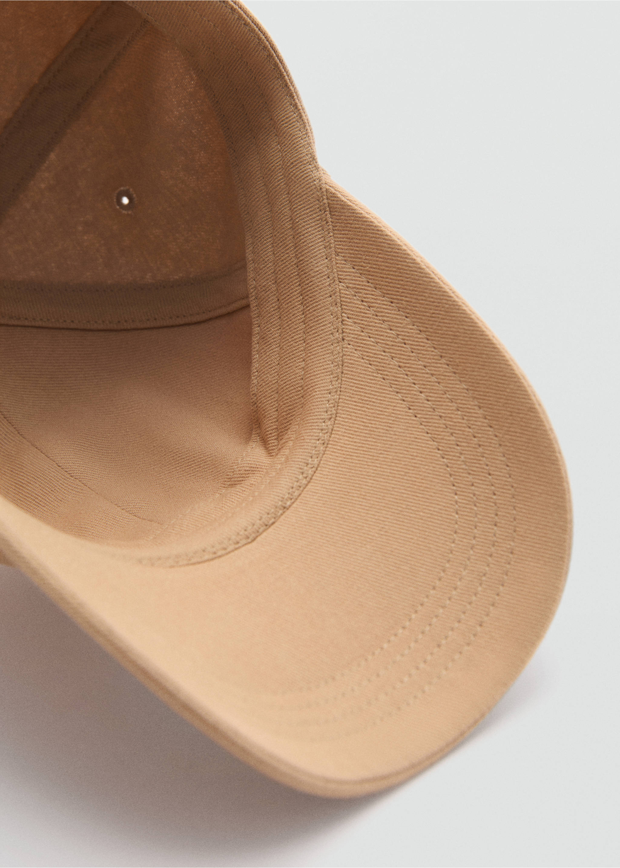 Gorra mensaje bordado - Detalle del artículo 2, Beige. Ref: 77020251-00.