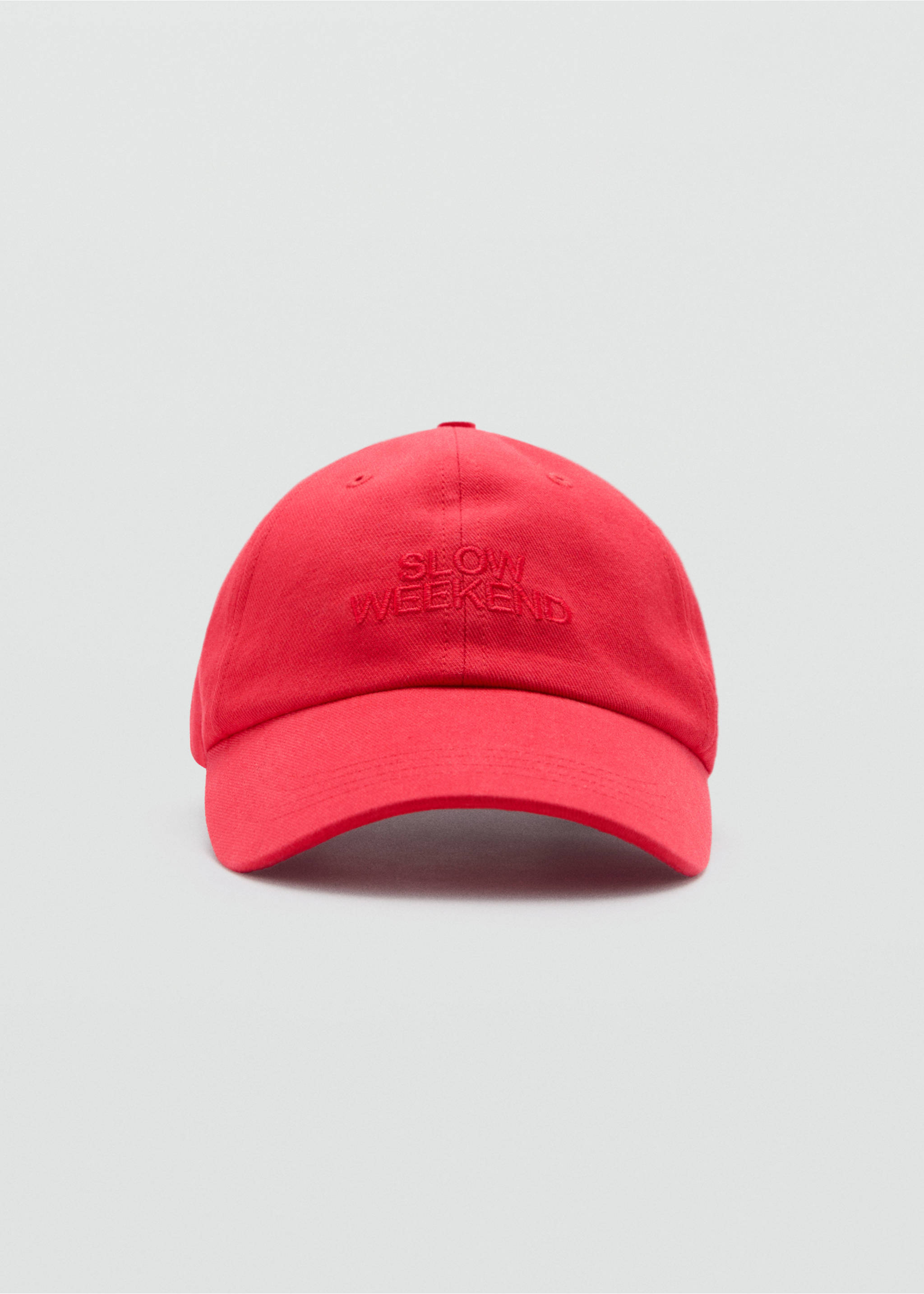 Gorra mensaje bordado - Plano medio, Rojo. Ref: 77020251-00.