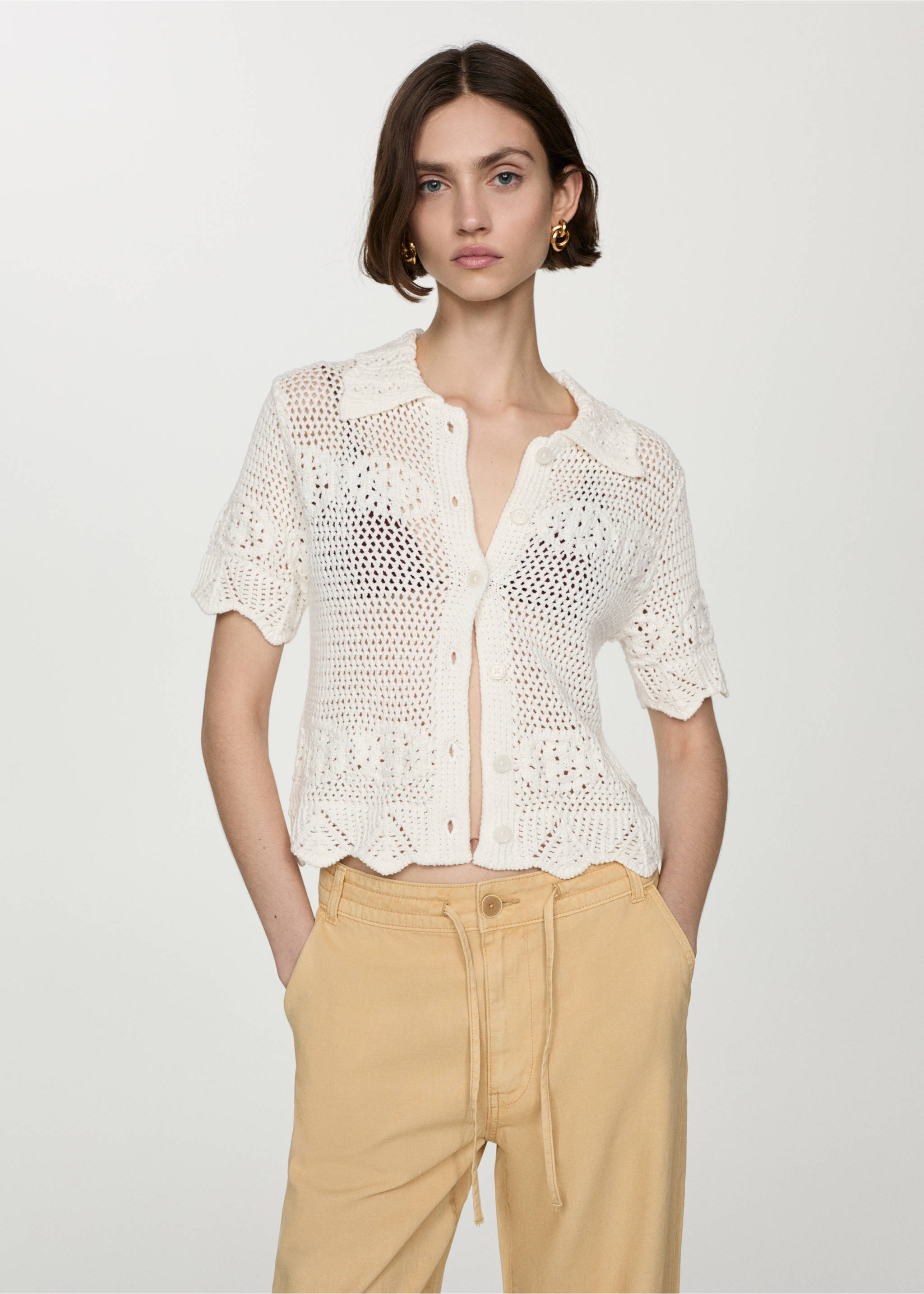 Cardigan maille crochet - Détail de l'article 6, Blanc cassé. Ref: 77020338-00.