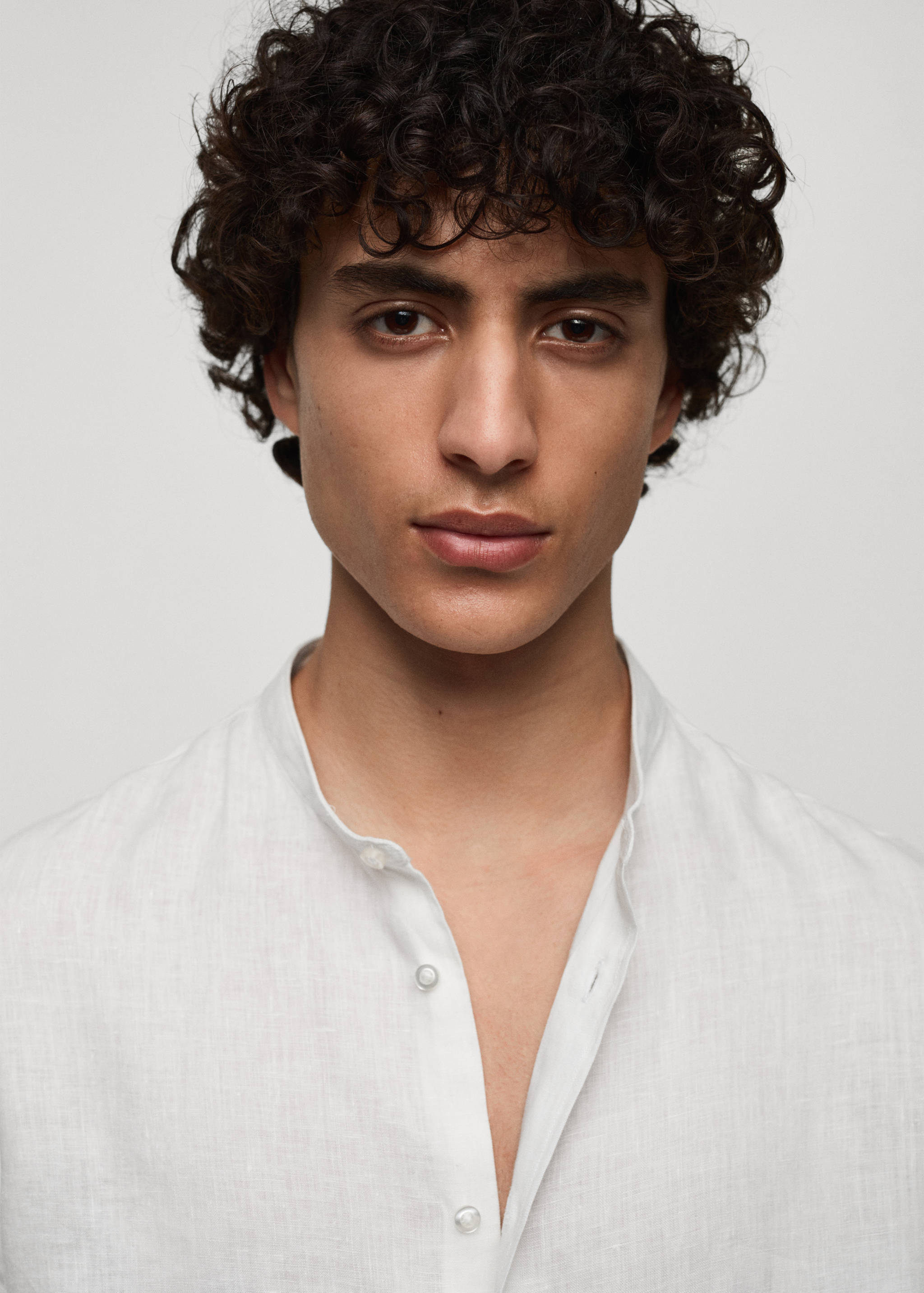 100% linen Mao collar shirt - Details of the article 1