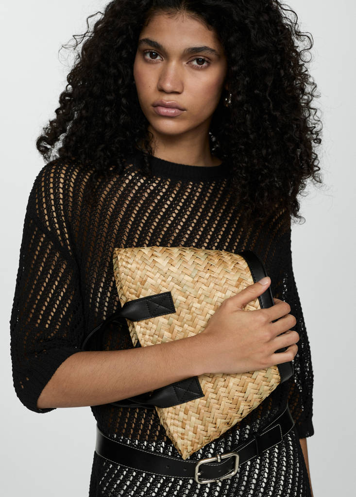 Short-sleeved crochet sweater — Black