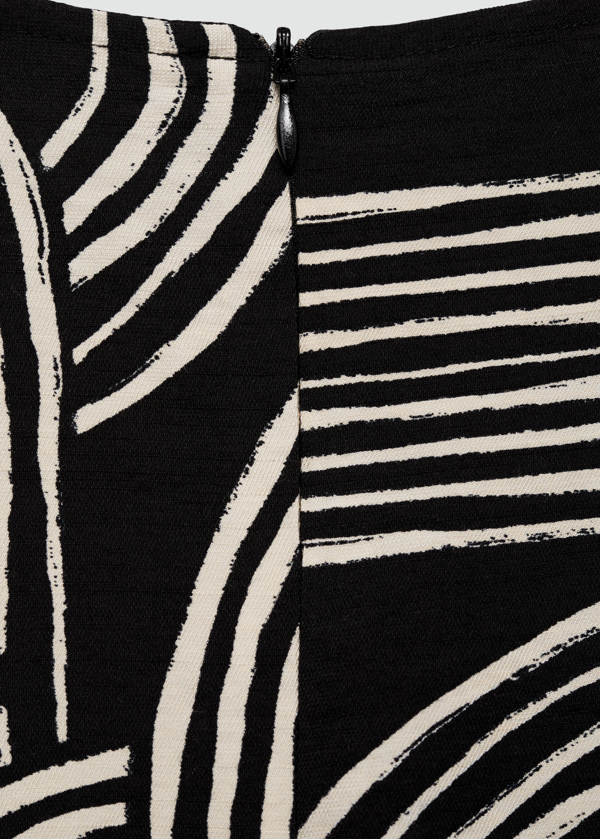 Printed dress with openings - Details of the article 0