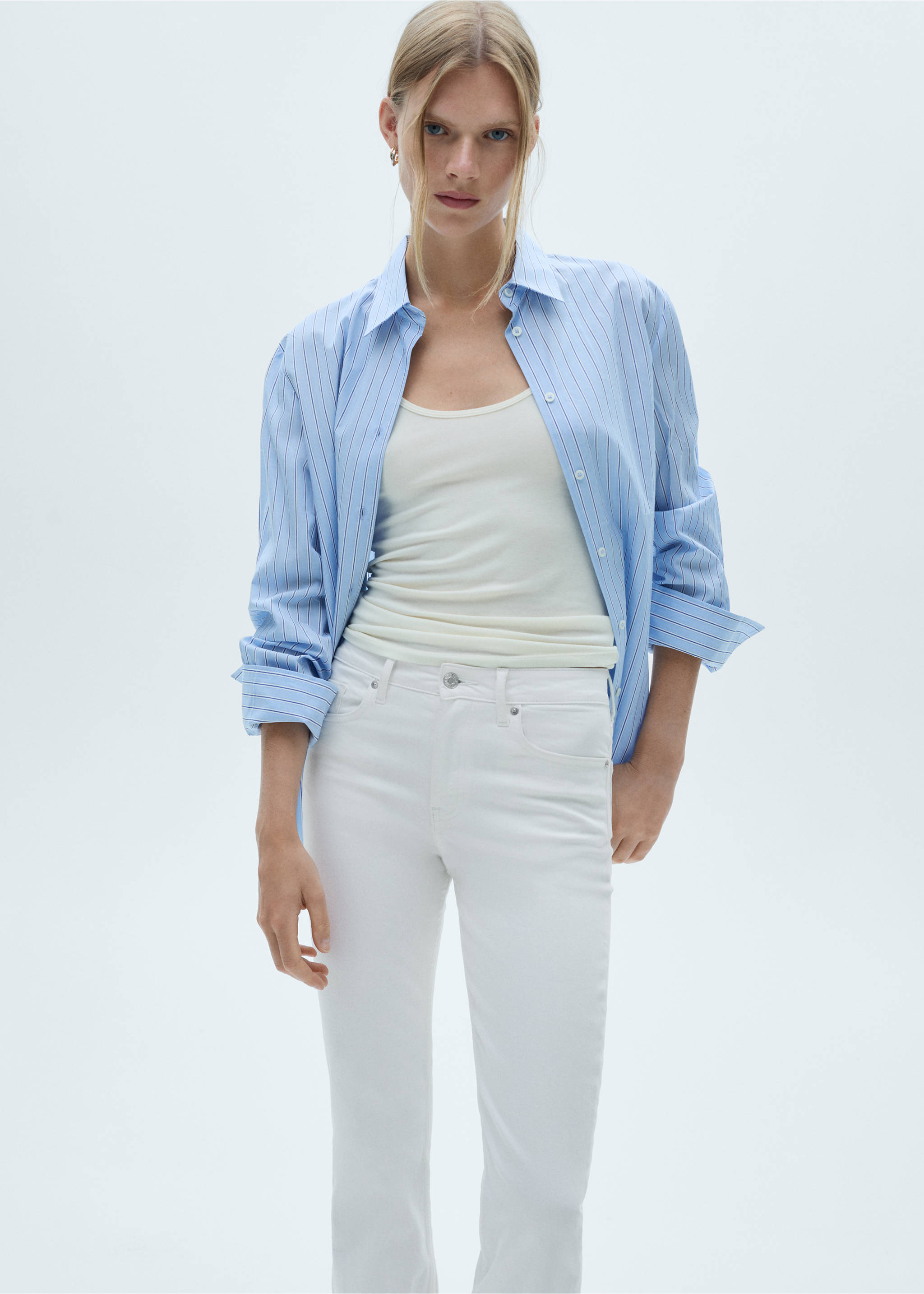 Jeans flare tiro medio - Plano medio, Blanco. Ref: 77020357-00.