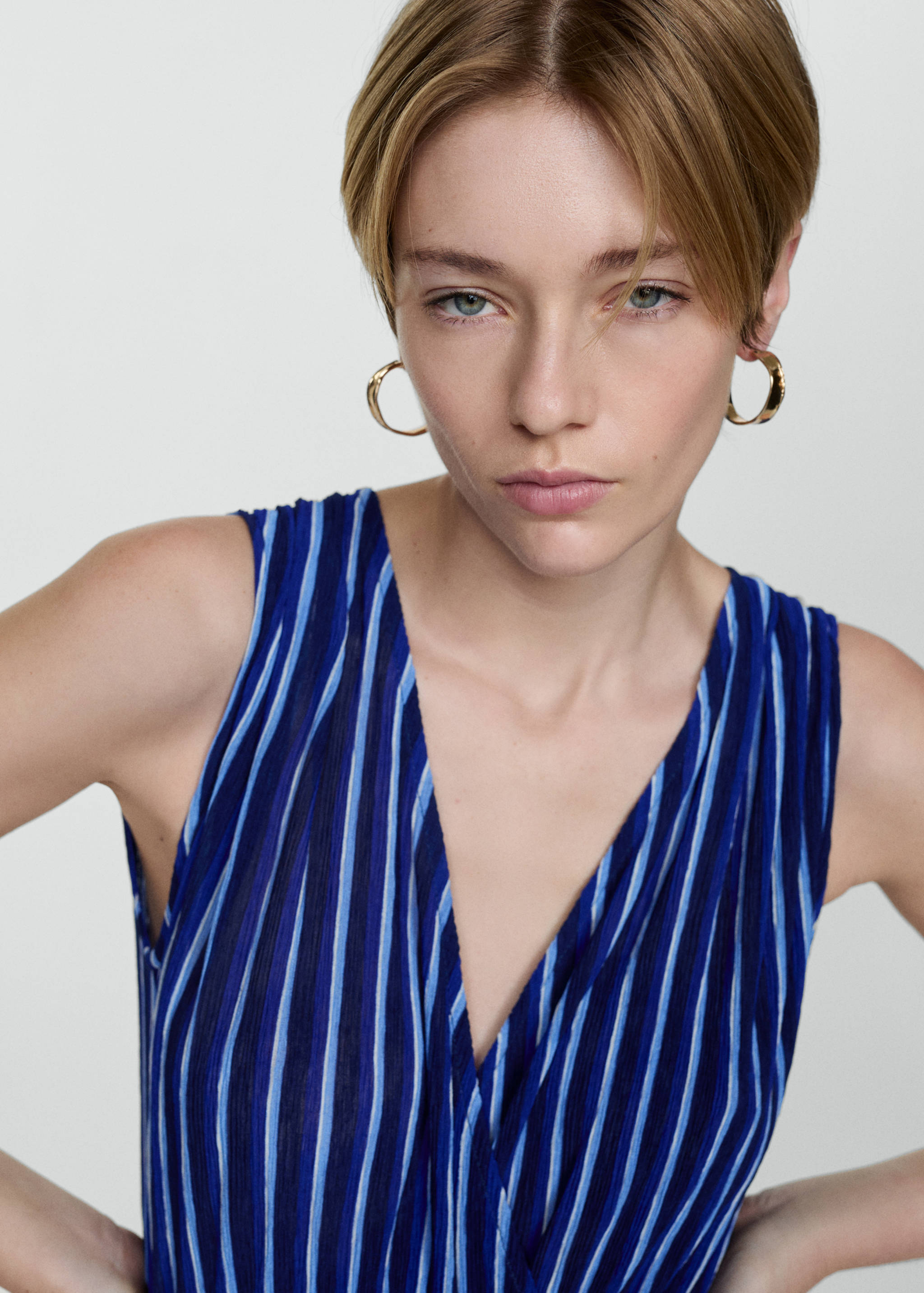 Vestido estampado rayas lazo - Plano medio