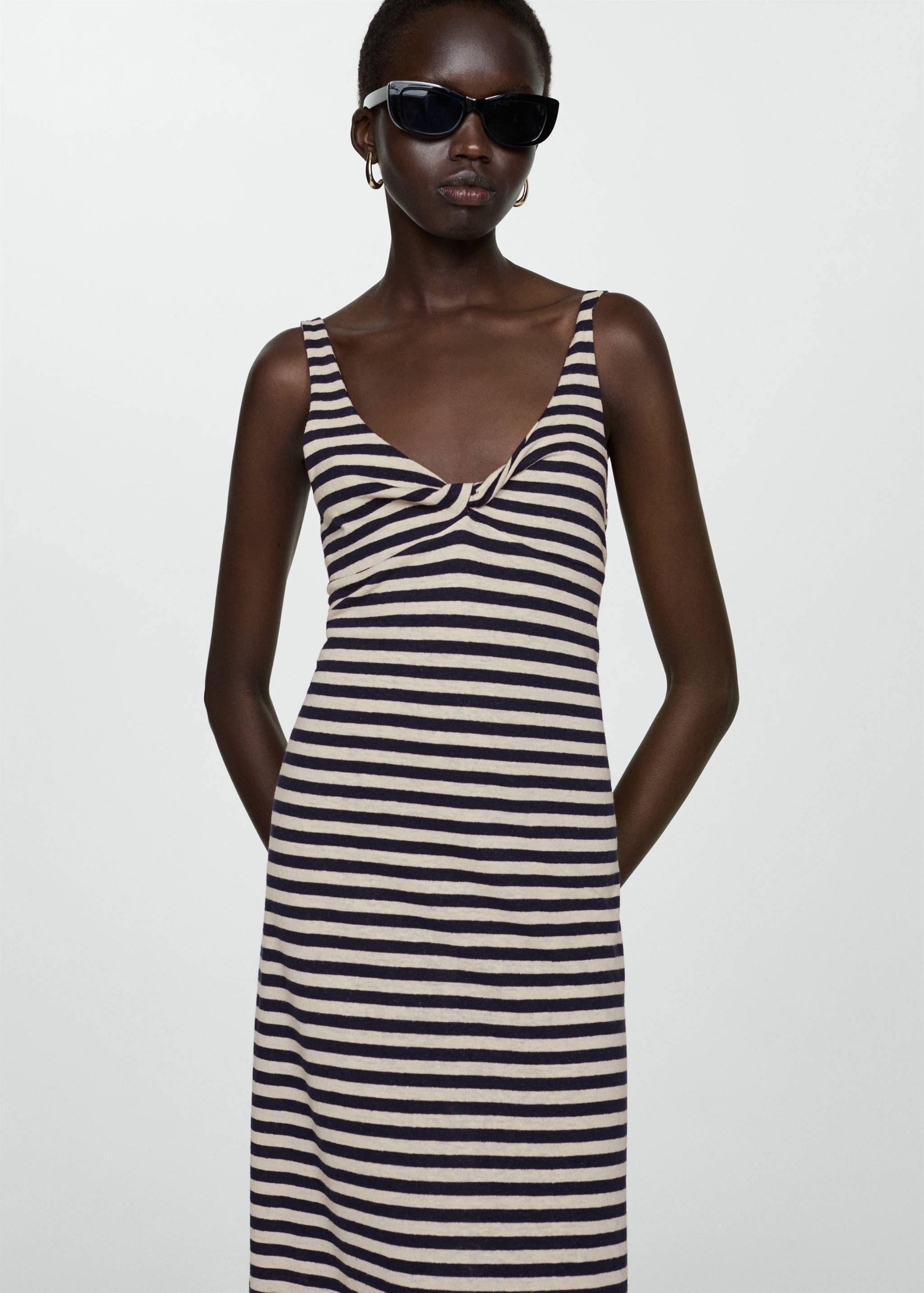 Linen dress with knot detail - Medium plane