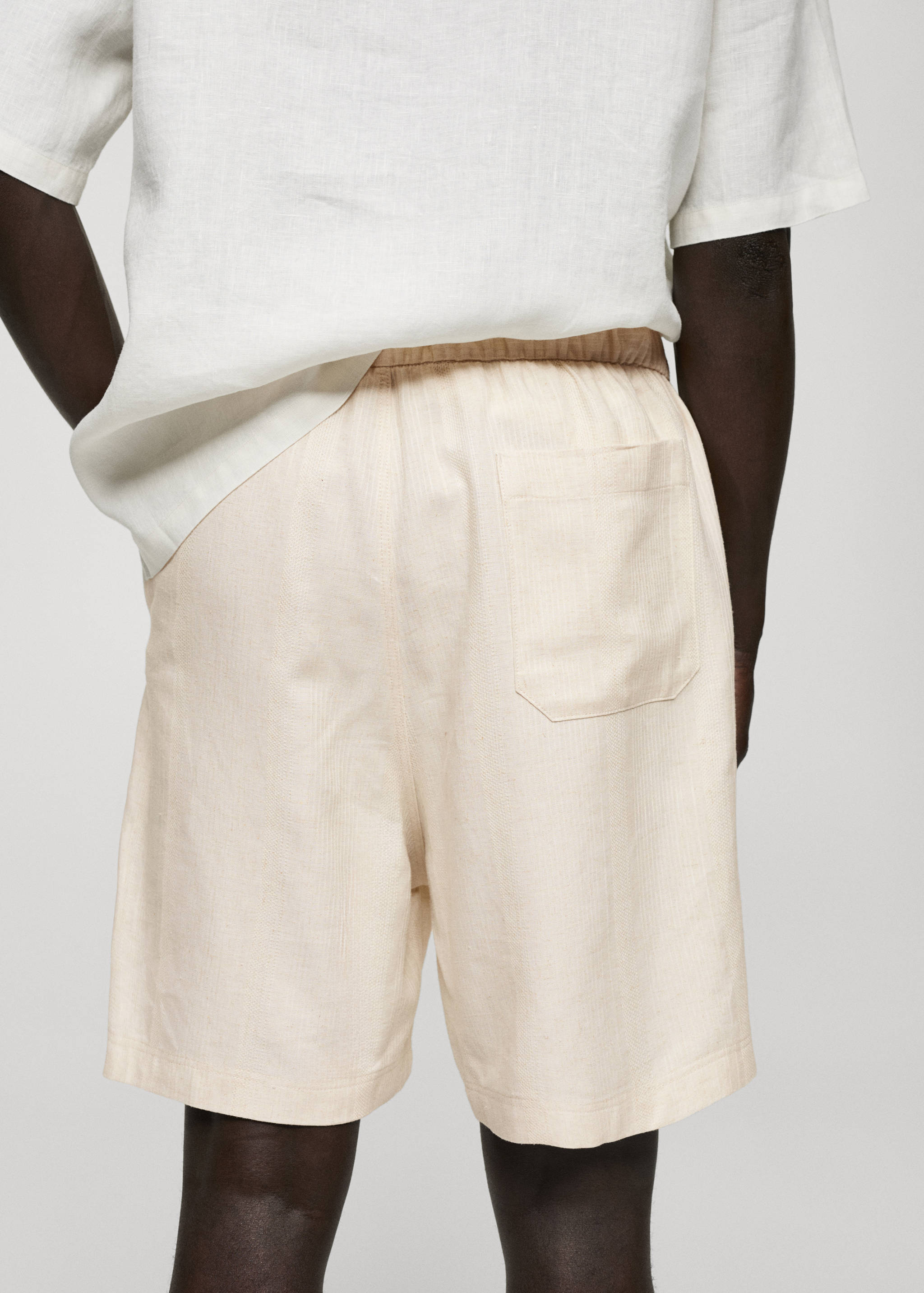 Cotton-linen bermuda shorts with drawstring - Details of the article 6