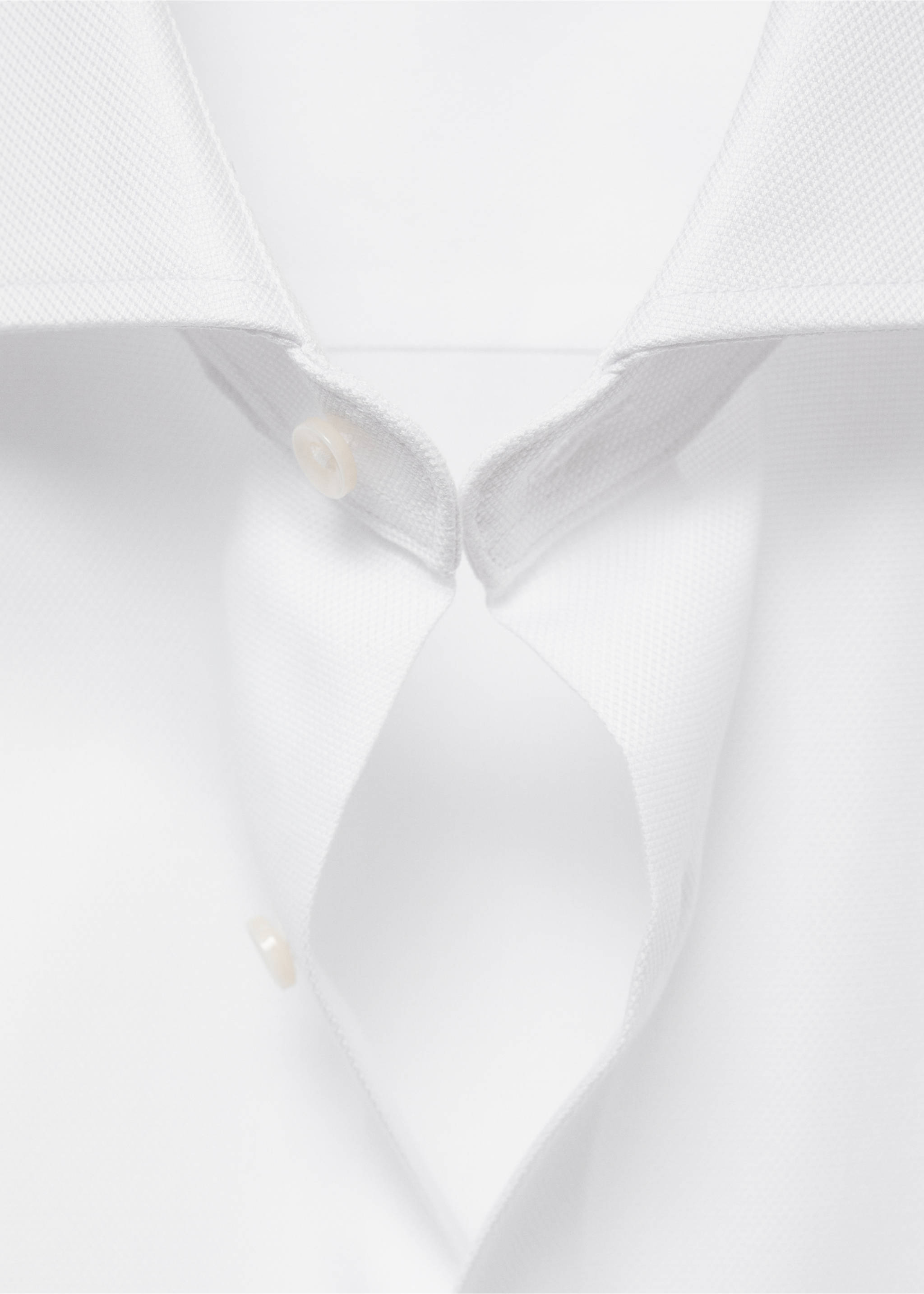 Regular-fit structured suit shirt - Reverse of the article, White. Ref: 77020577-00.