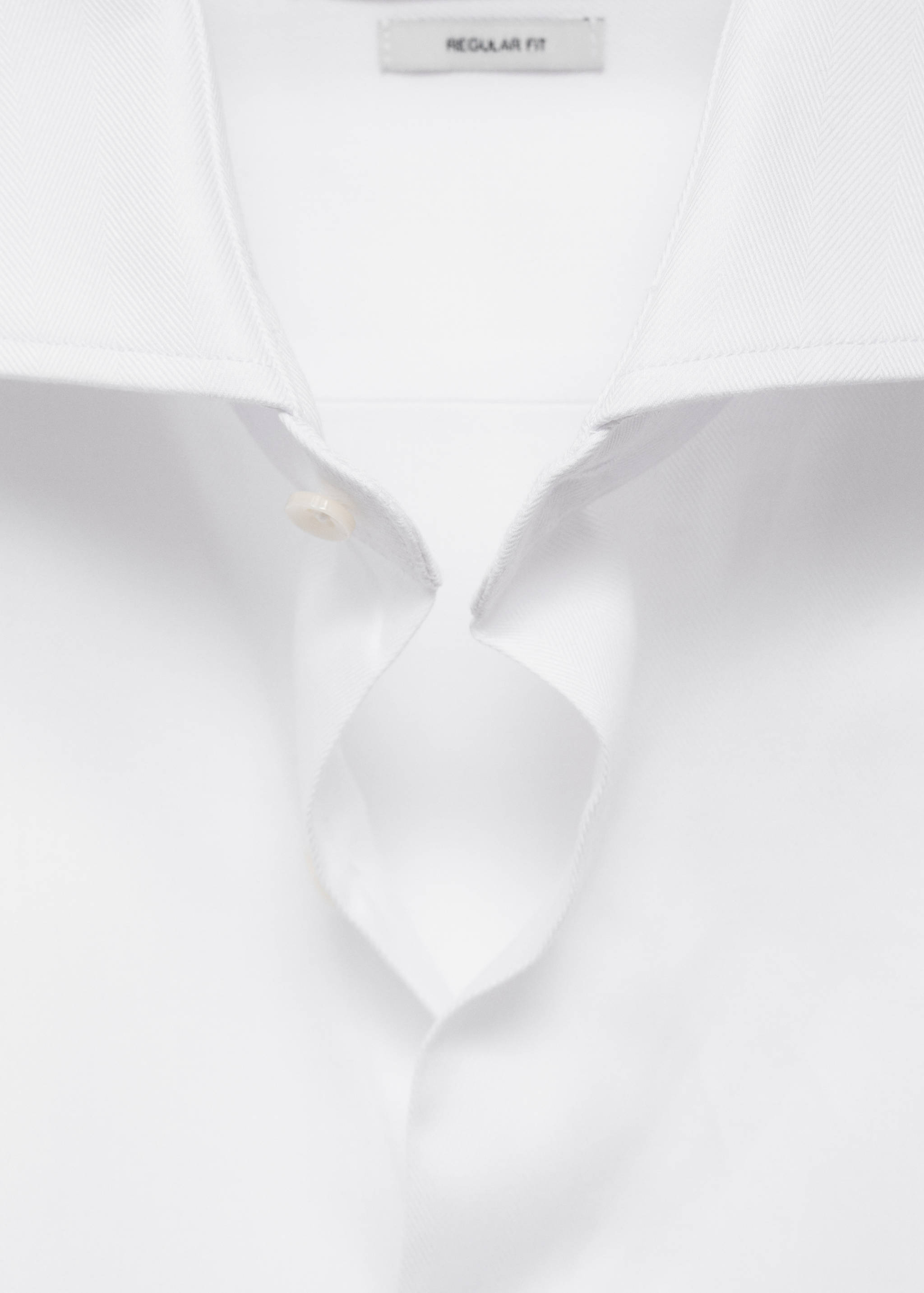 Regular-fit suit shirt with cufflinks - Details of the article 0