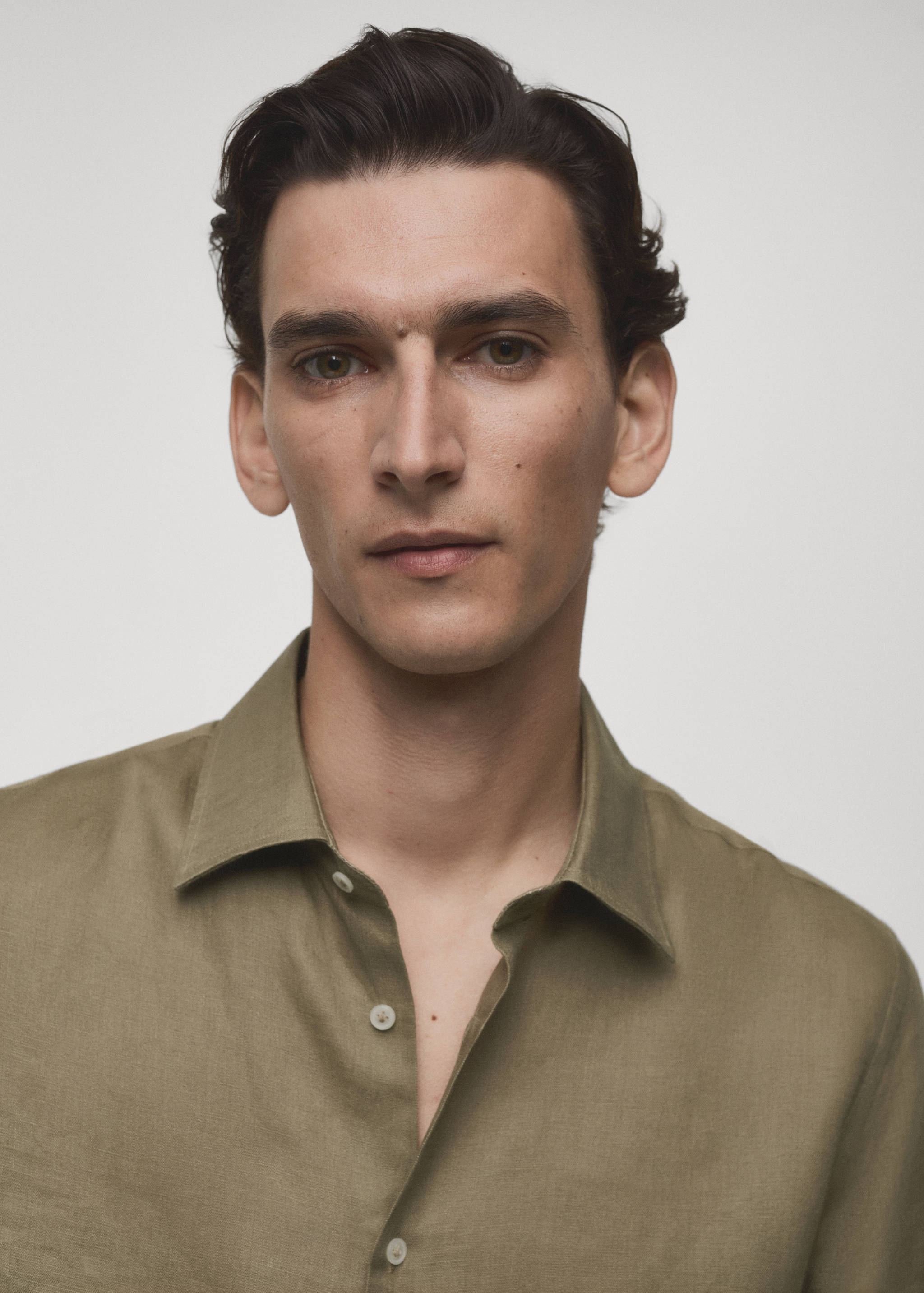 Camisa regular fit 100% lino - Detalle del artículo 3