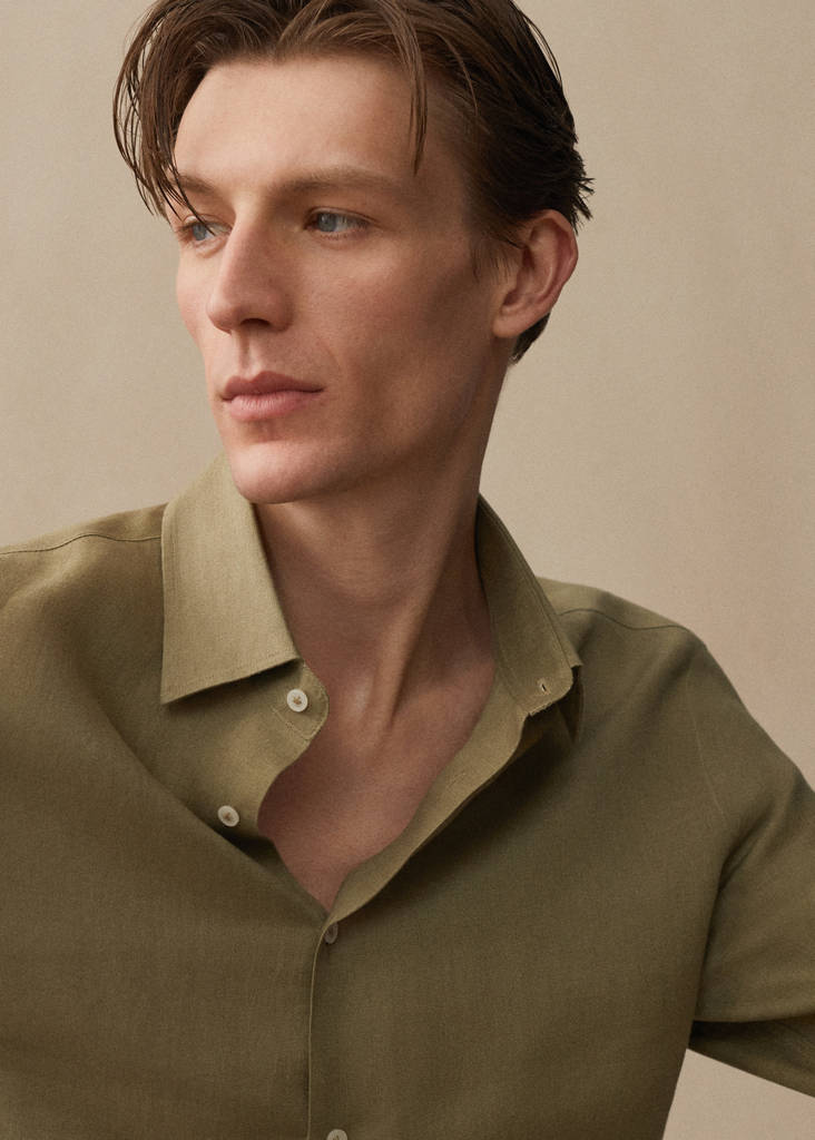 Regular-fit 100% linen shirt — Khaki