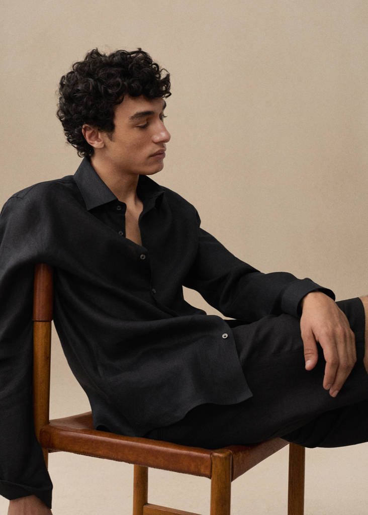 Regular-fit 100% linen shirt — Charcoal