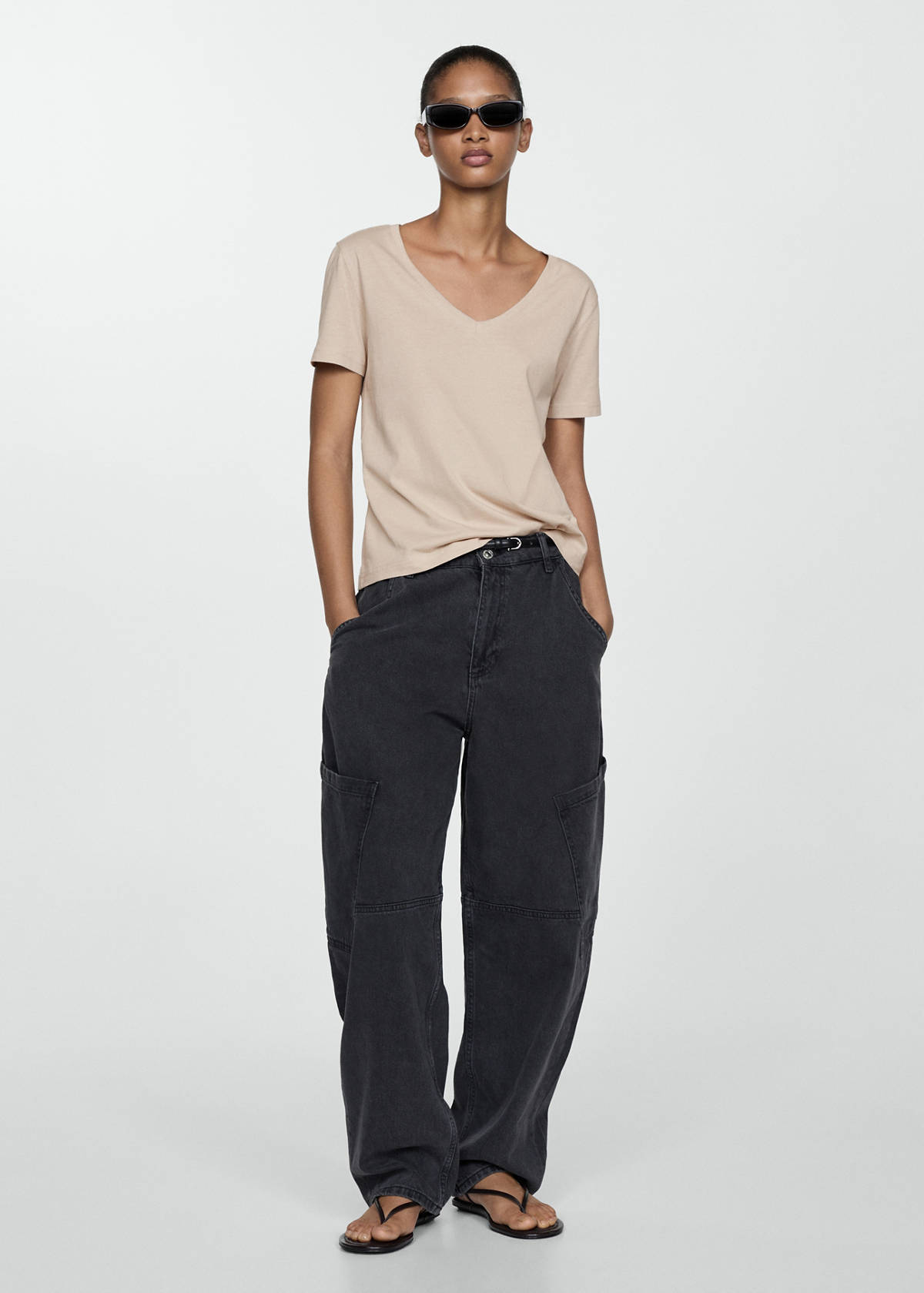 V-neck cotton T-shirt — Sand