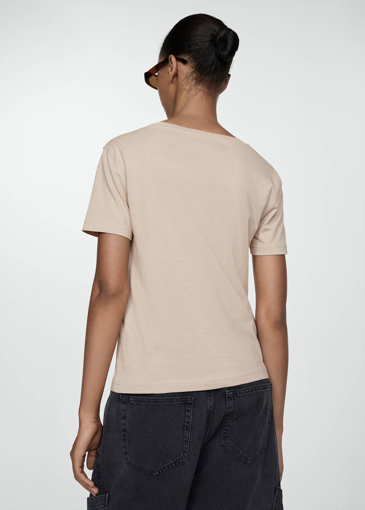V-neck cotton T-shirt — Sand