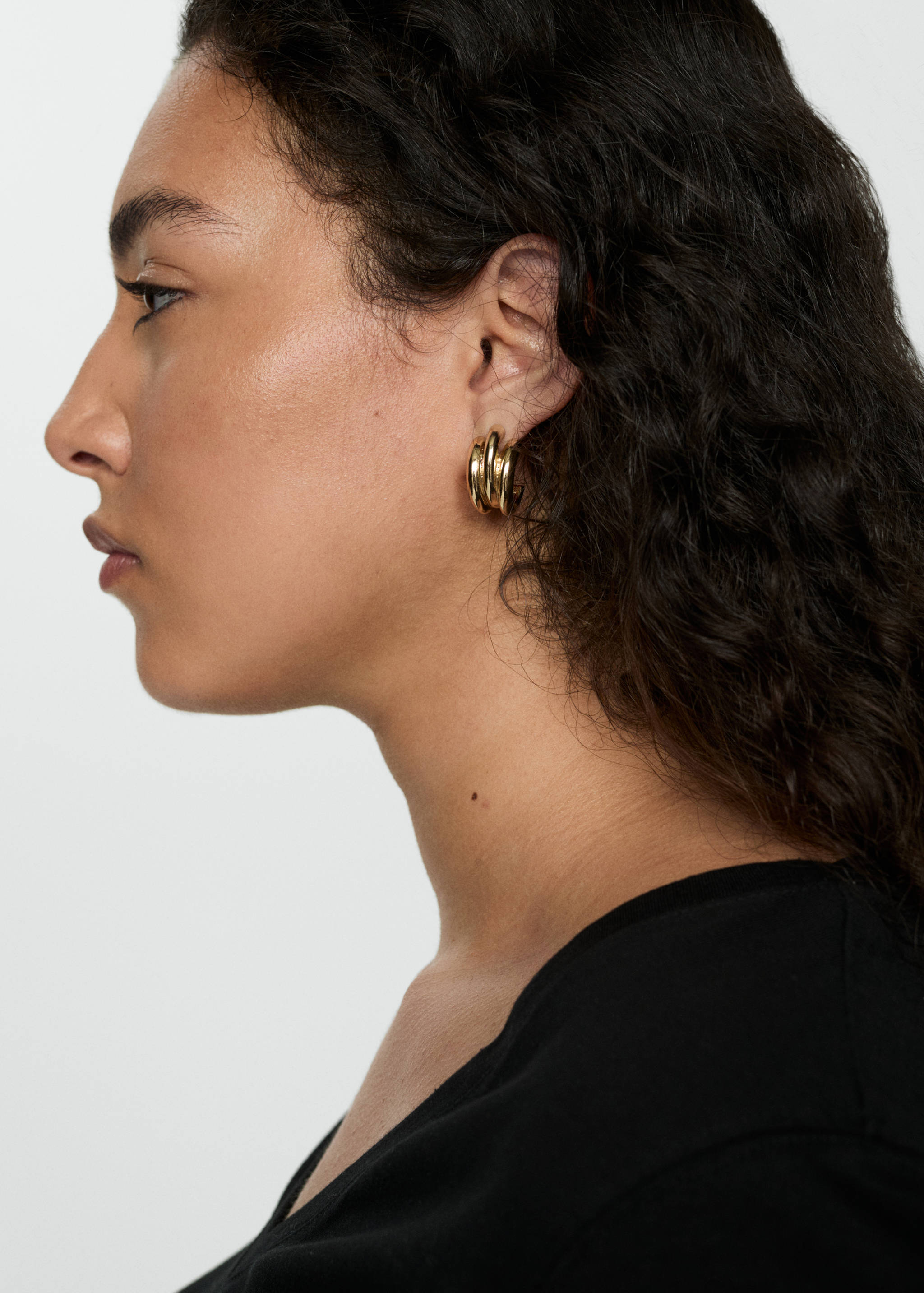 تي شيرت قطني بتصميم رقبة على شكل حرف V - تفاصيل المنتج 4