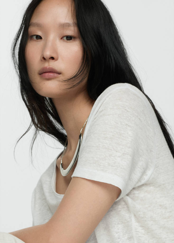 Short-sleeved linen t-shirt — White