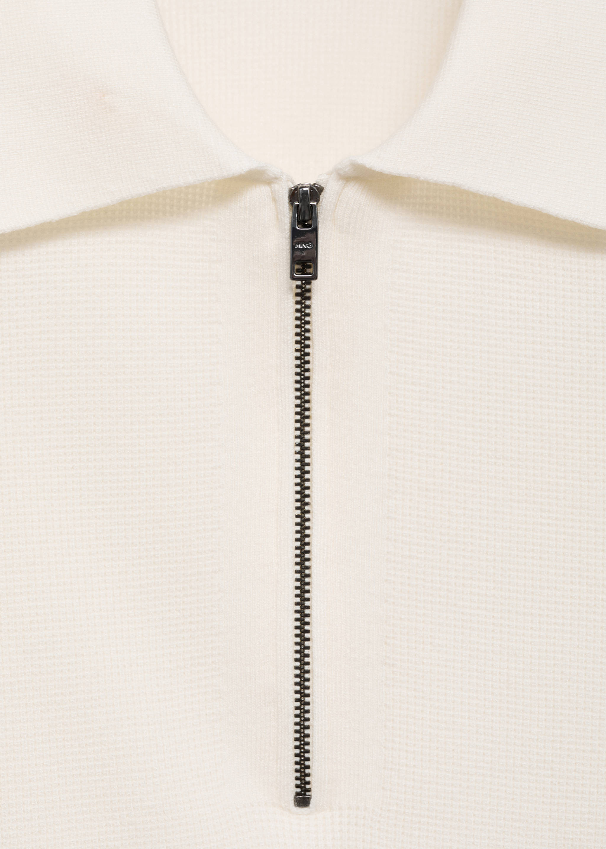 Knitted polo shirt with zip - Details of the article 8