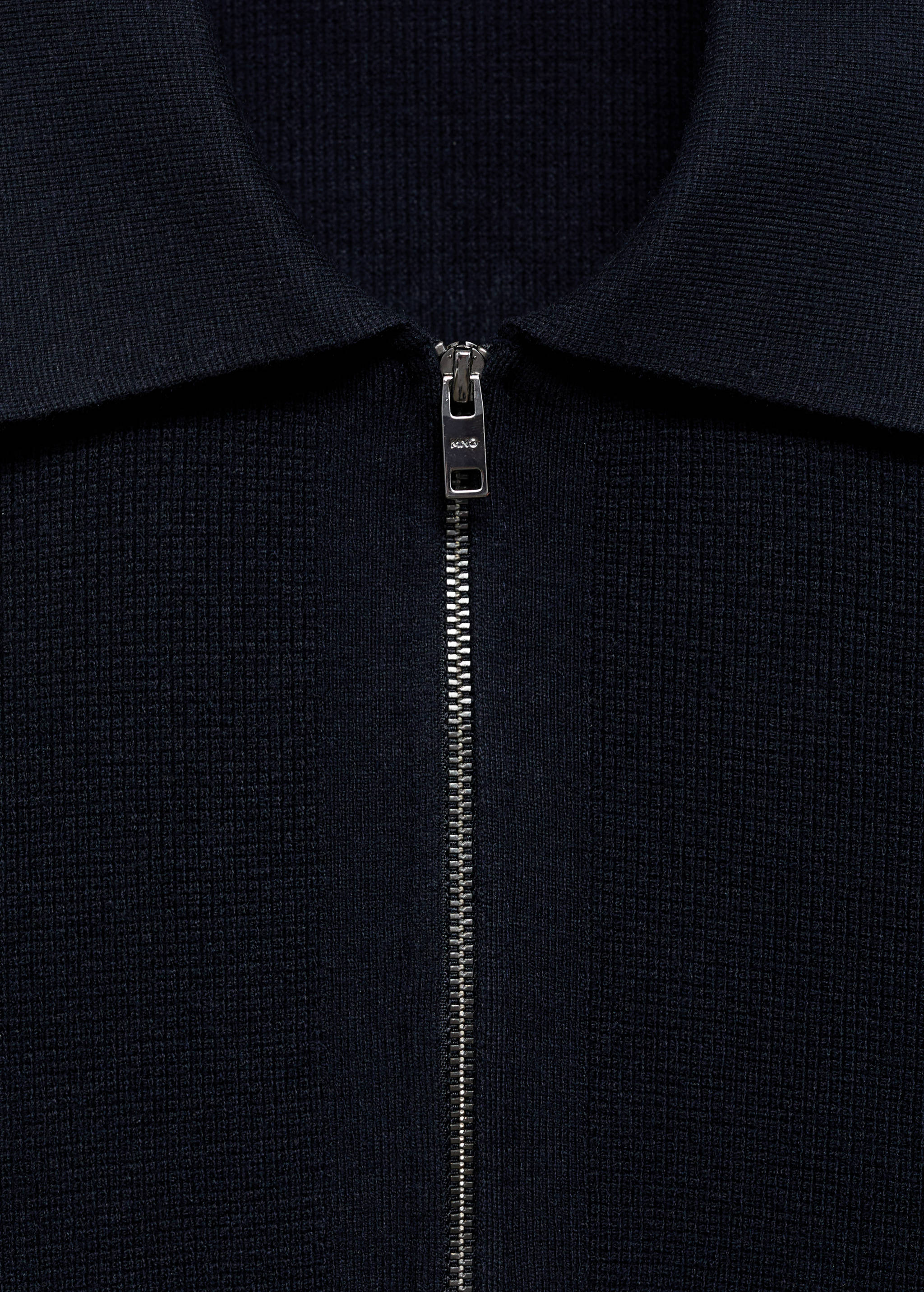 Knitted polo shirt with zip - Details of the article 8