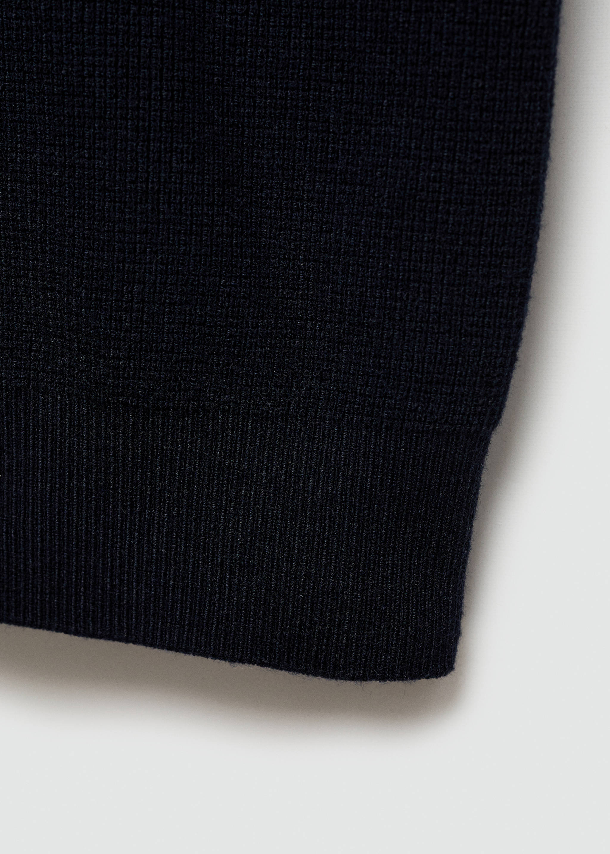 Knitted polo shirt with zip - Details of the article 0
