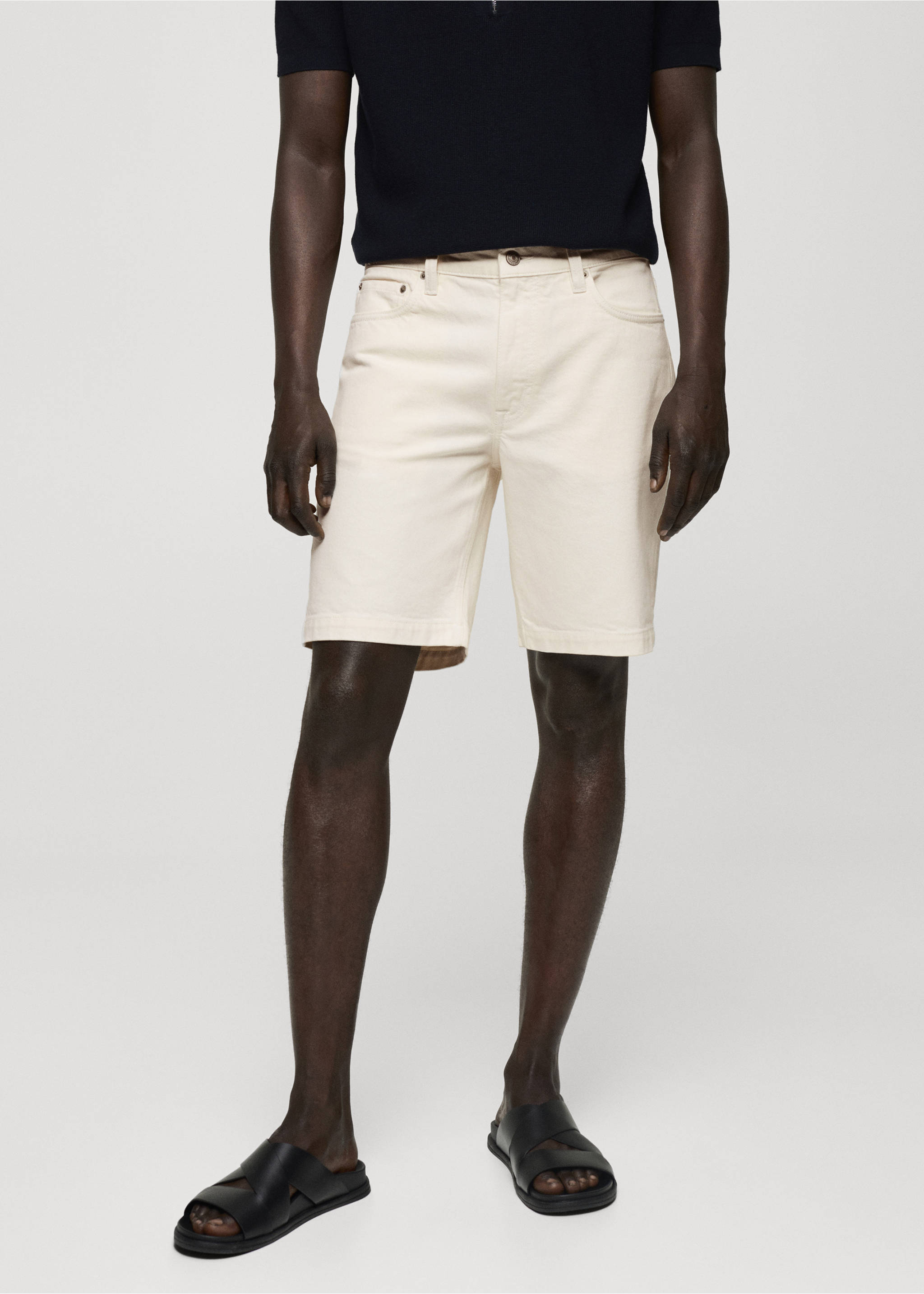 Bermudas vaquera regular fit - Plano medio, Blanco roto. Ref: 77020598-00.