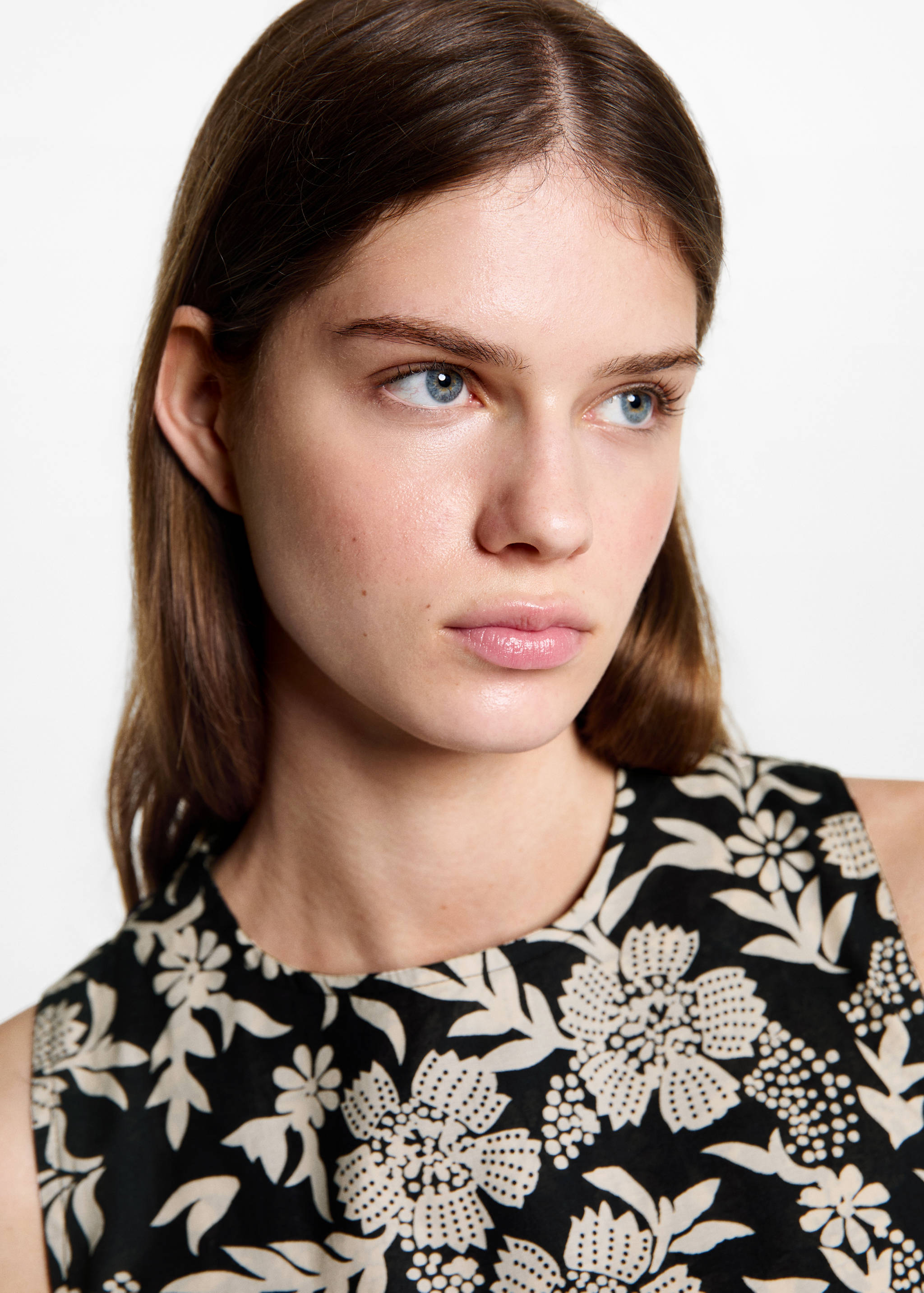 Robe fleurie froncée - Détail de l'article 1