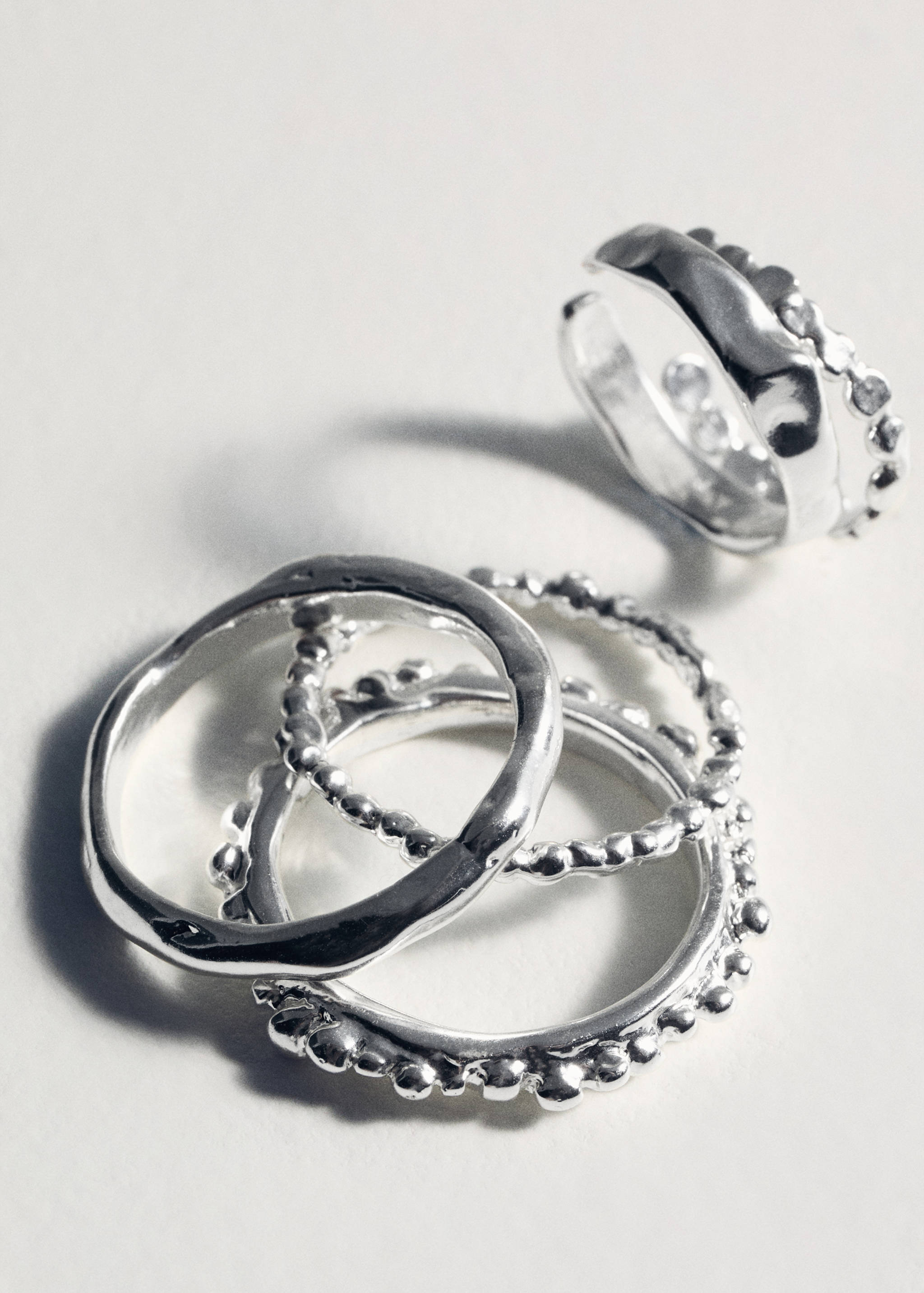 Set of combination rings - Details of the article 5