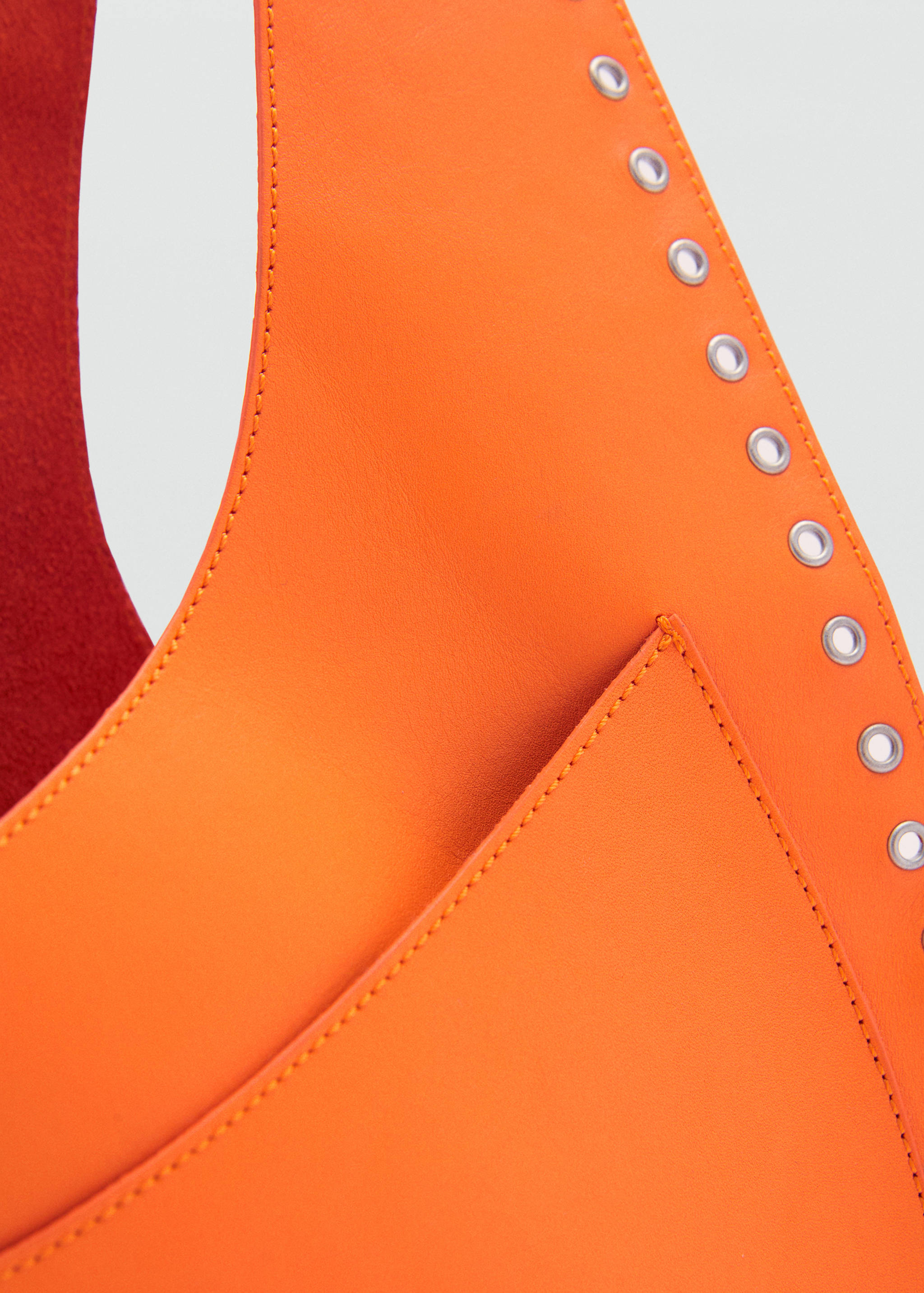 Leather laser-cut bag - Details of the article 1