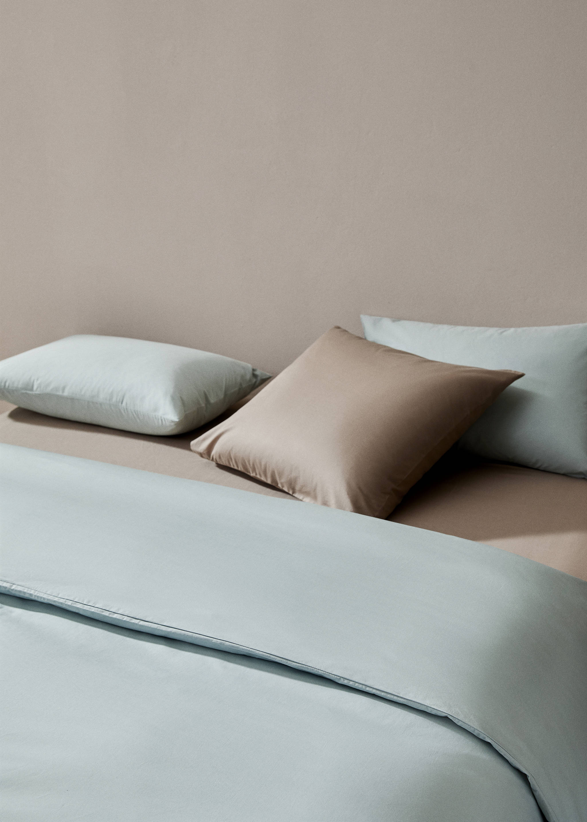 301 thread count cotton duvet cover for King bed - Details of the article 7