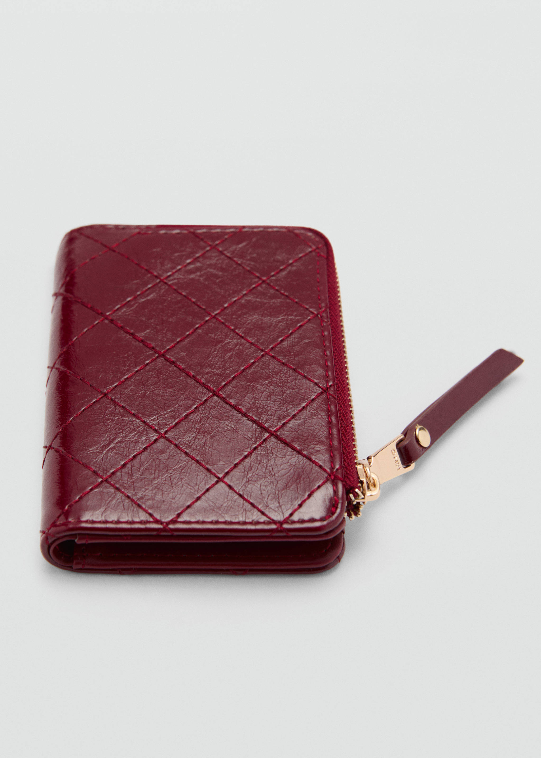 Wallet with decorative stitching - Medium plane
