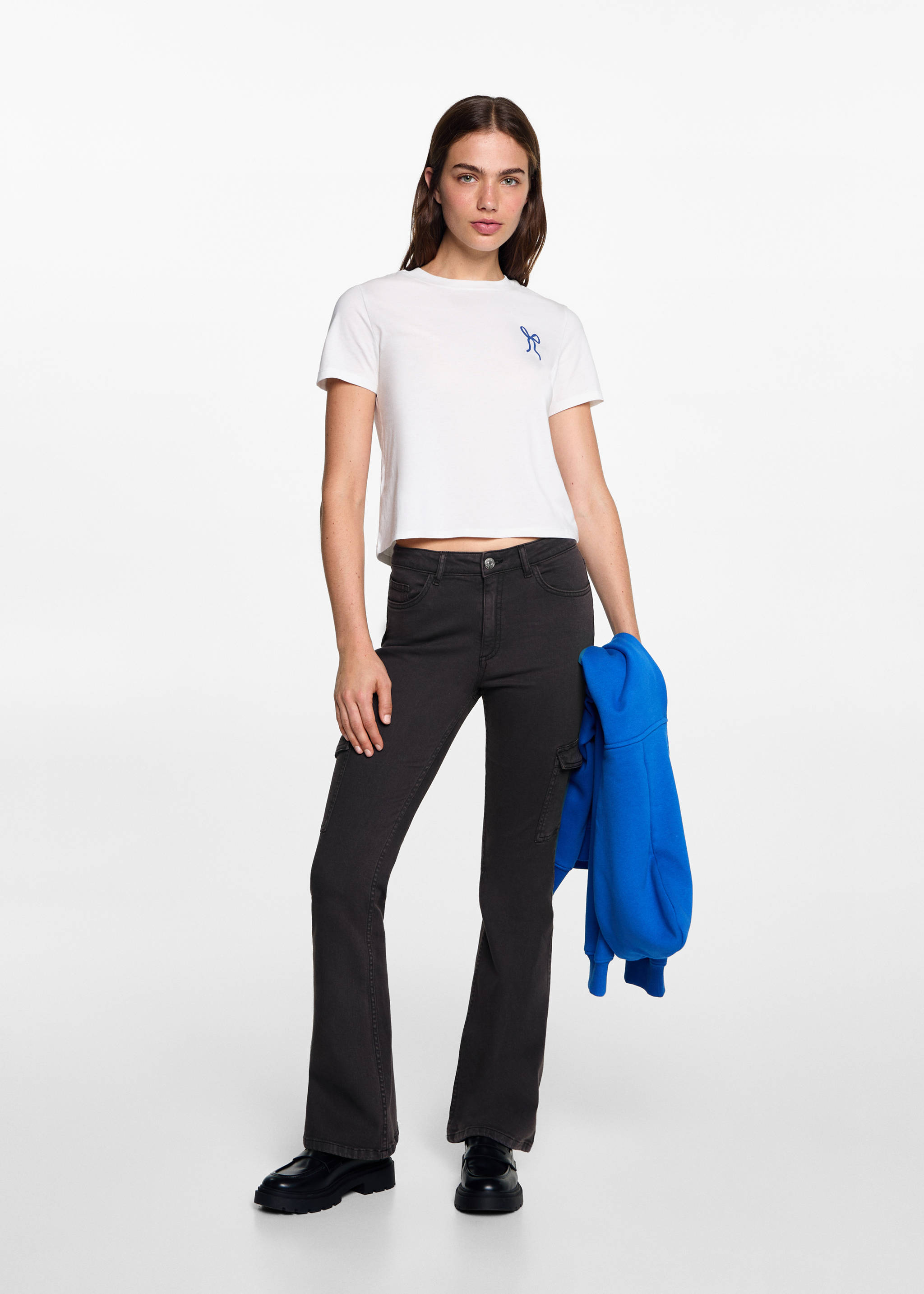 Jeans flare cargo - Plano general
