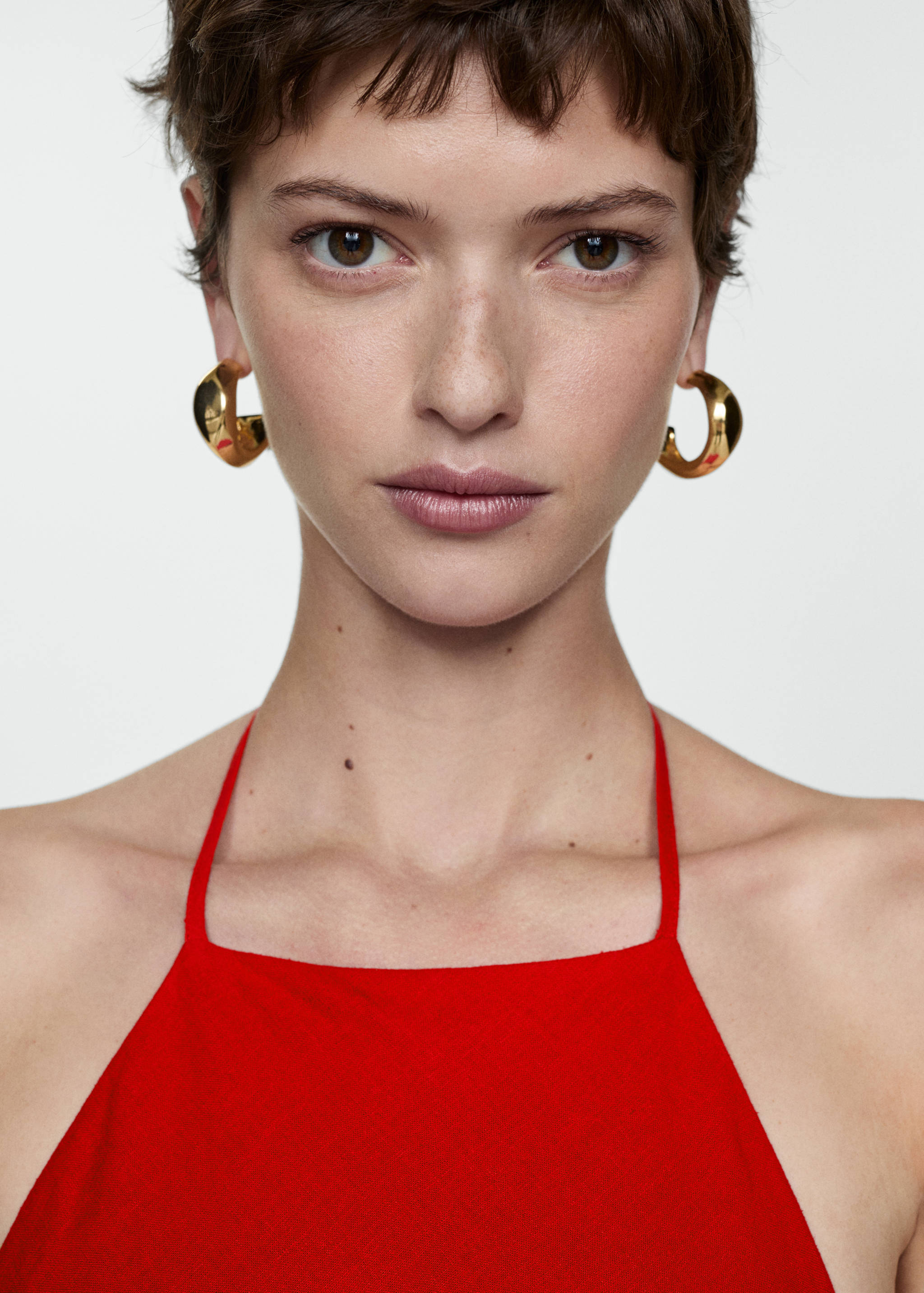 Halter-neck linen dress - Details of the article 1