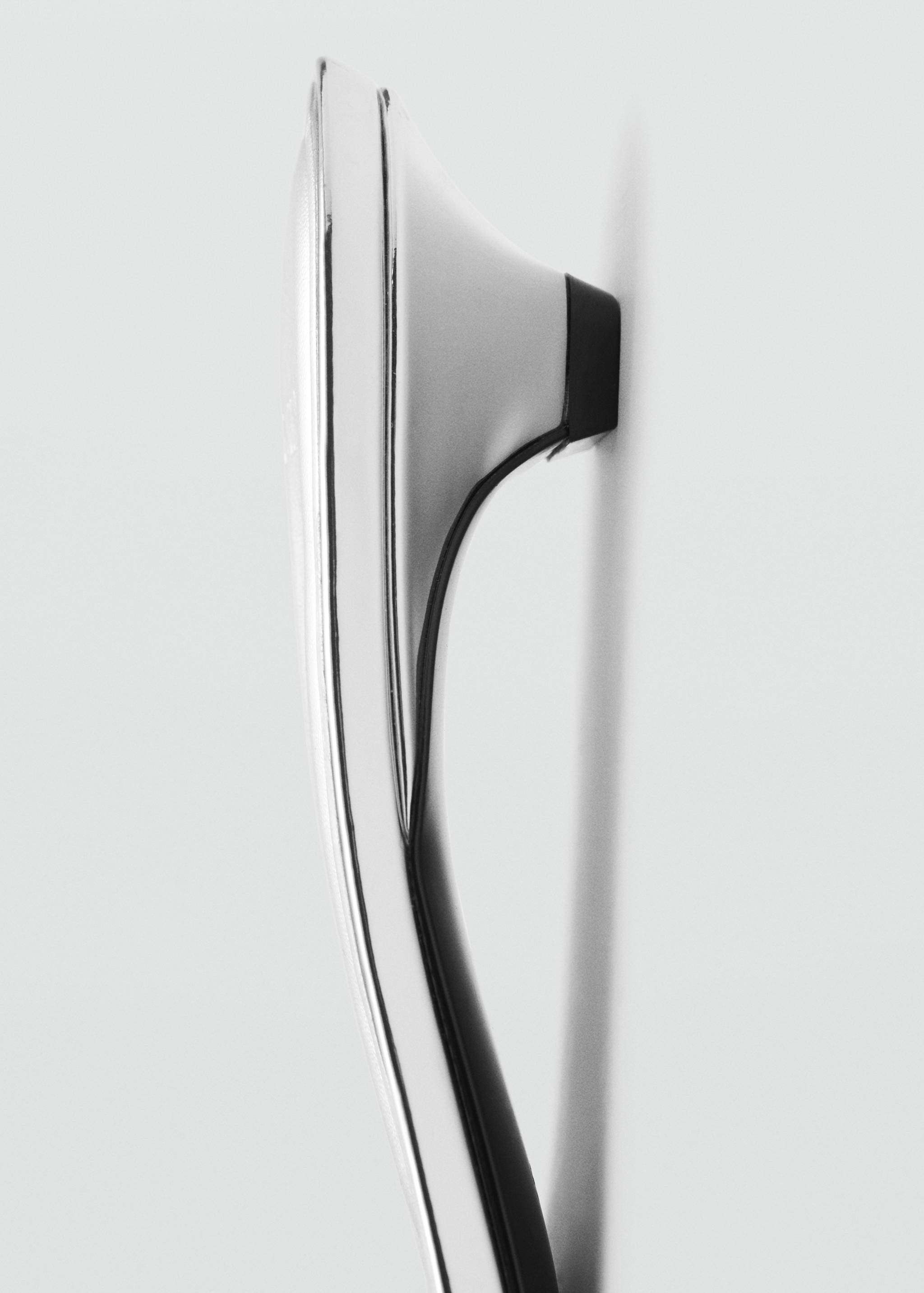 Metallic straps sandals - Details of the article 1