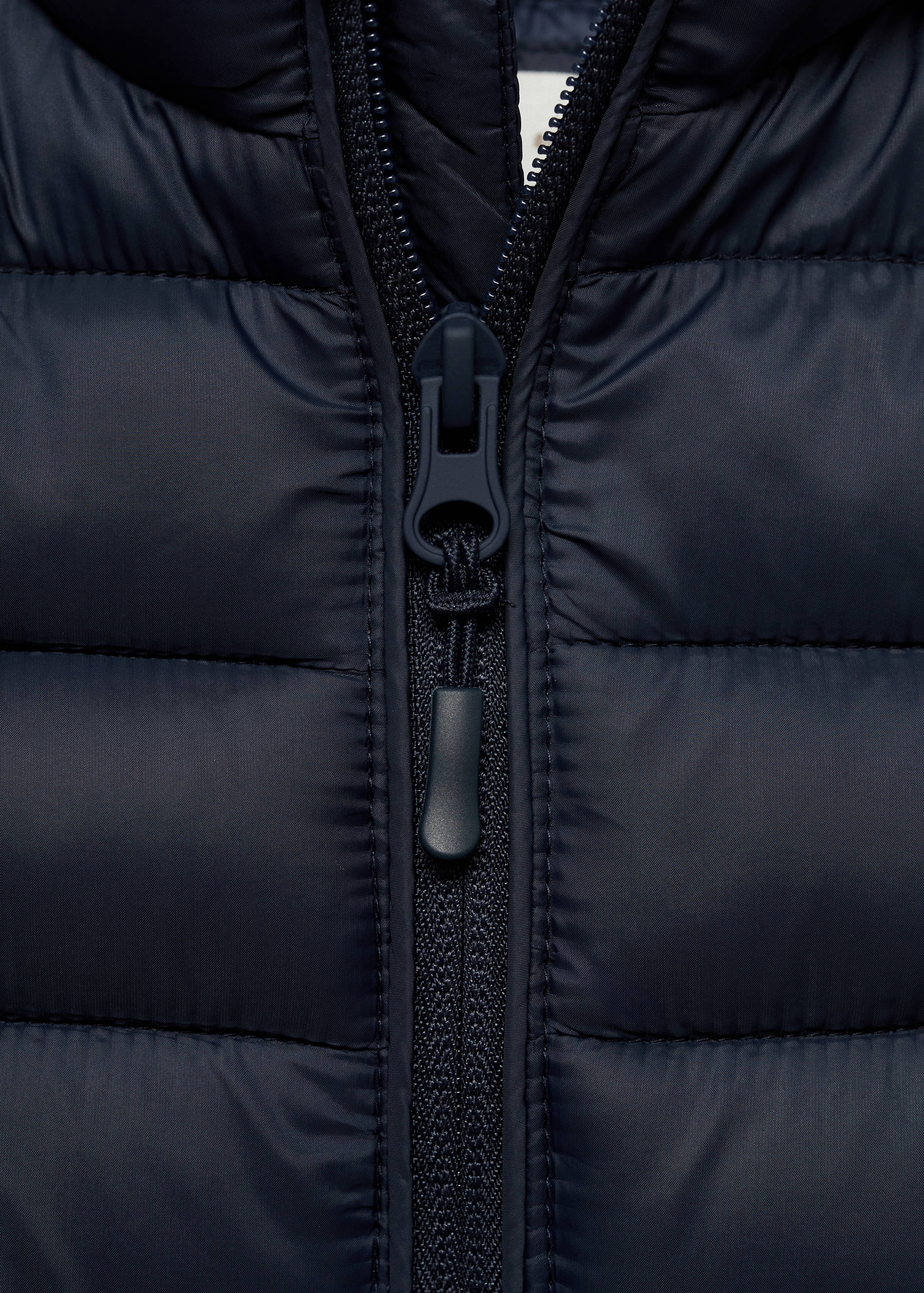 Quilted gilet - Details of the article 8
