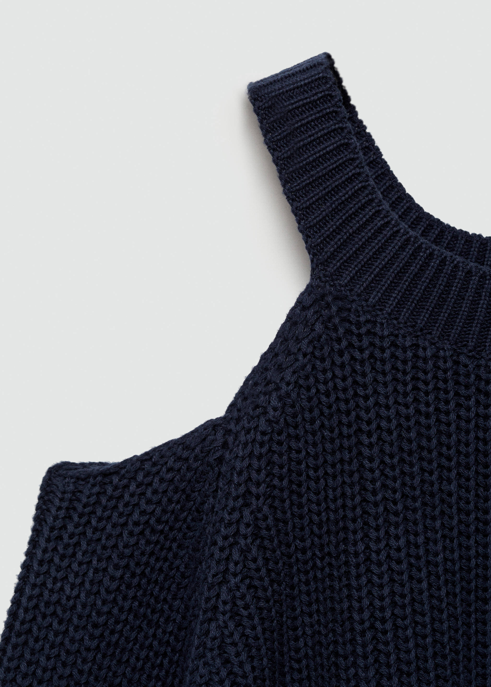 Sweater with shoulder opening - Details of the article 8